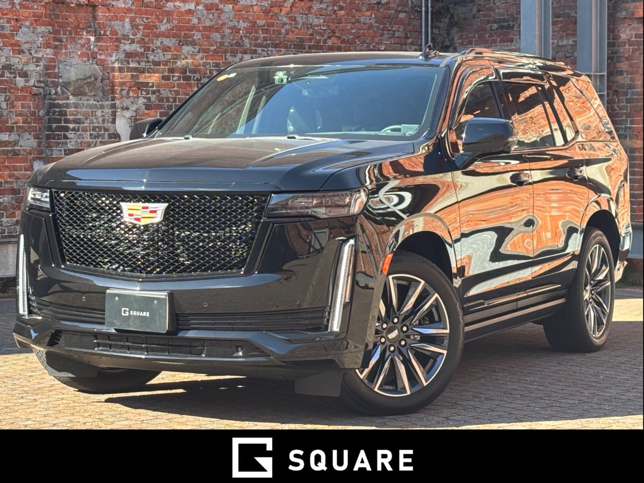 2023 Cadillac Escalade - キャデラック エスカレード スポーツ 4WD ワンオーナー/ブラックレザーシート/サンルーフ/AKGスピーカー/リアモニター/電動サイドステップ/クールボックス/エンハンスナイトビジョン/ヘッドアップディスプレイ/LEDアンビエントライト/360度カメラ/ACC/ETC