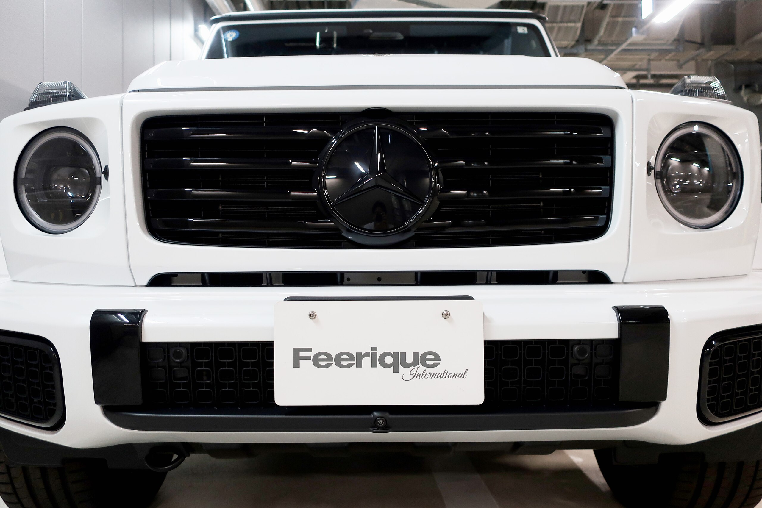 2026 Mercedes-Benz G-Class - メルセデス・ベンツ Gクラス G450d AMGラインパッケージ (ISG) ディーゼルターボ 4WD MP202601 AMG LINE 20AW ナイトPKG ManufakturprogramPlus Fスリーポインテッドスター&Sタイヤマーク& G450dエンブレムグロスブラック opオバリスホワイトM AMGプレミアフロアマット Dレコーダー op436 左H D車