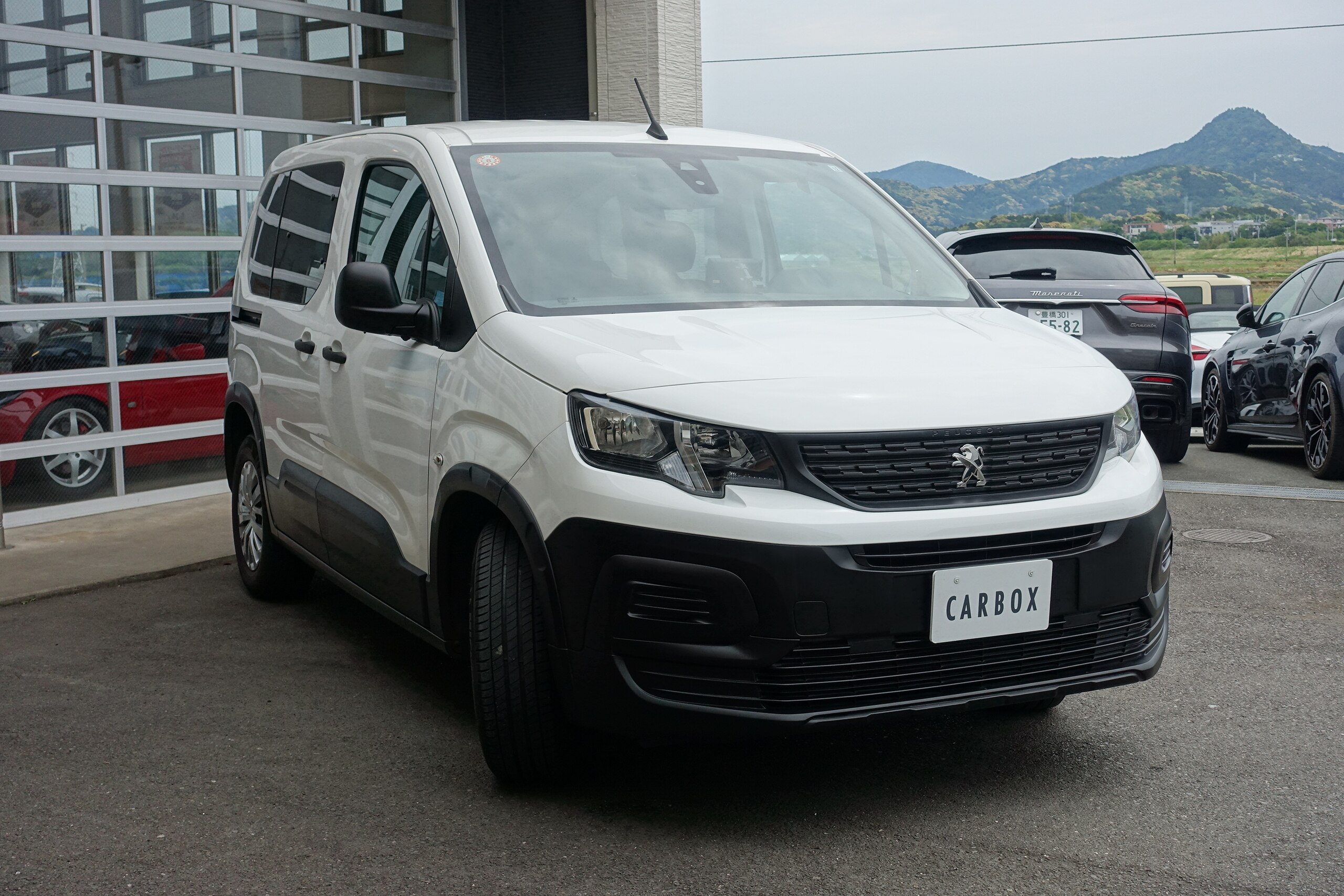 2021 Peugeot Rifter - 2021 بيجو Rifter