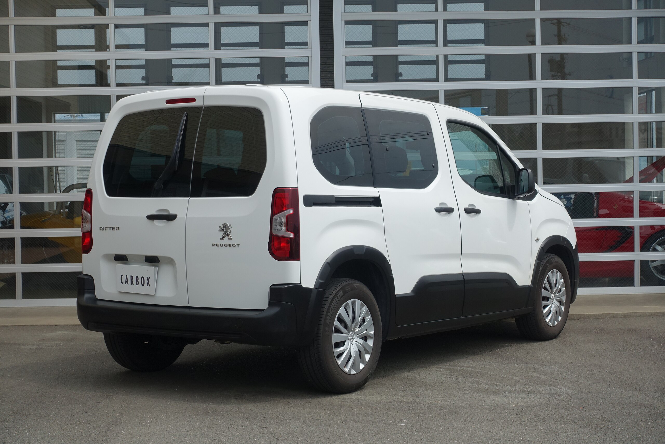 2021 Peugeot Rifter - 2021 بيجو Rifter