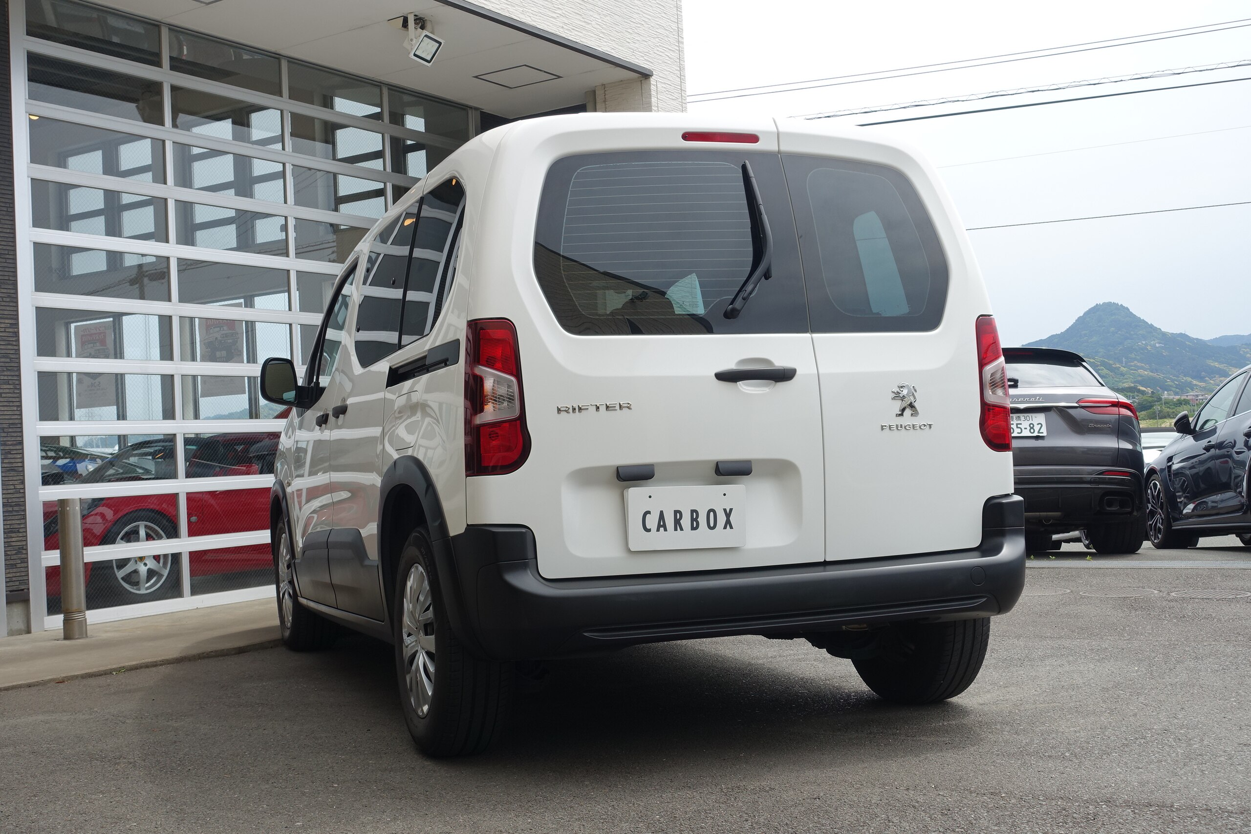 2021 Peugeot Rifter - 2021 بيجو Rifter