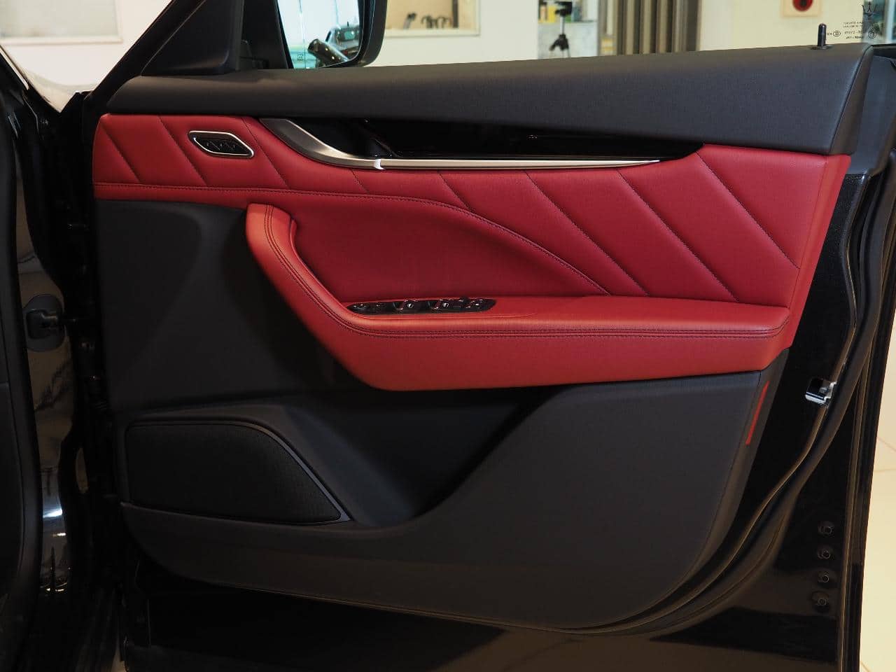 2023 MASERATI LEVANTE S/7BA-MLE30 - 2023 マセラティ Levante