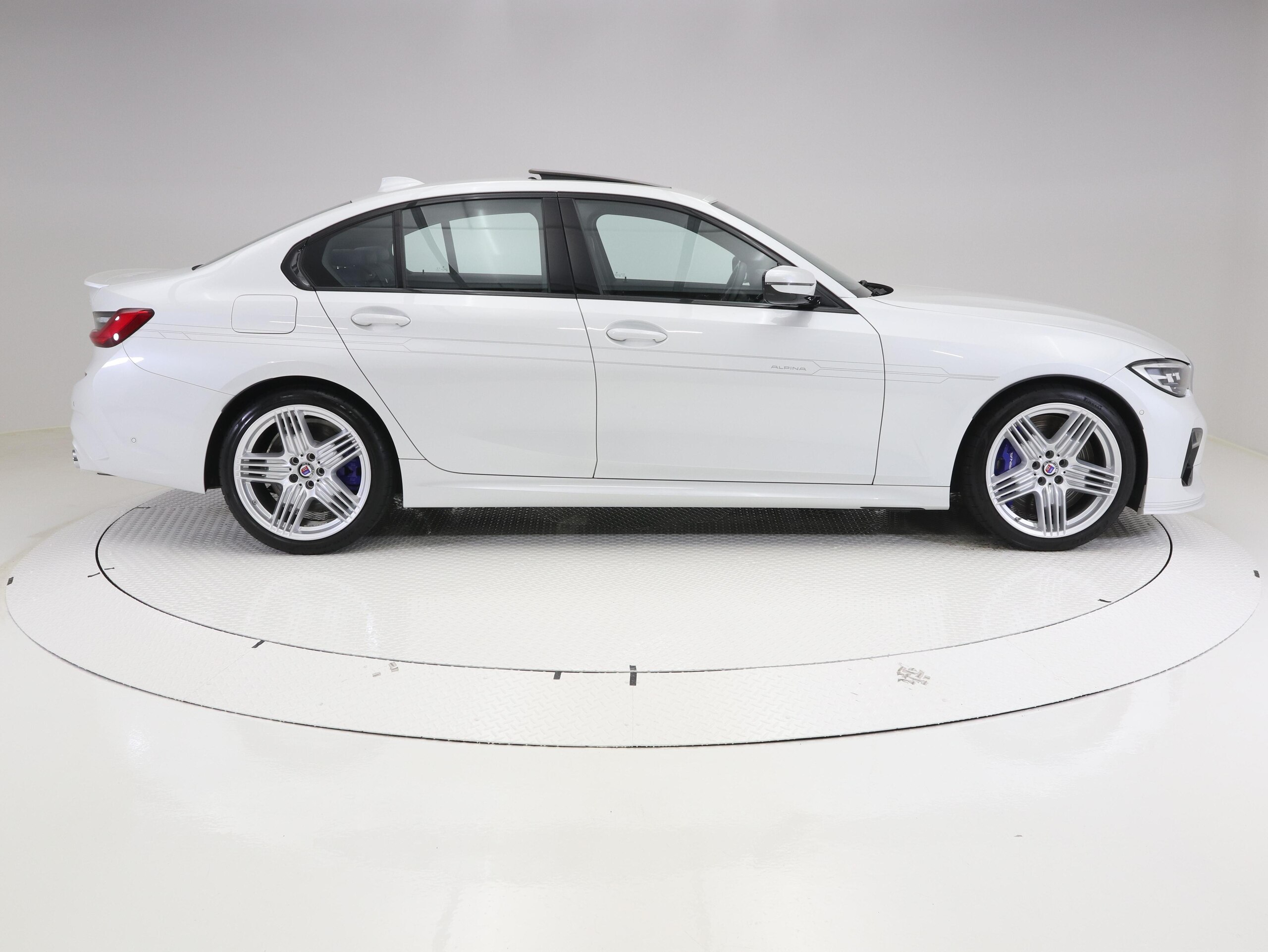 2021 BMW Alpina B3