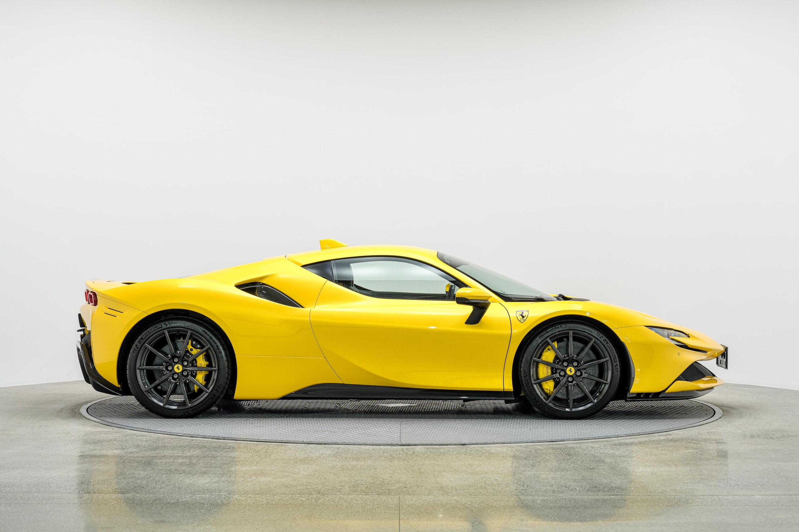 2021 Ferrari SF90 Stradale
