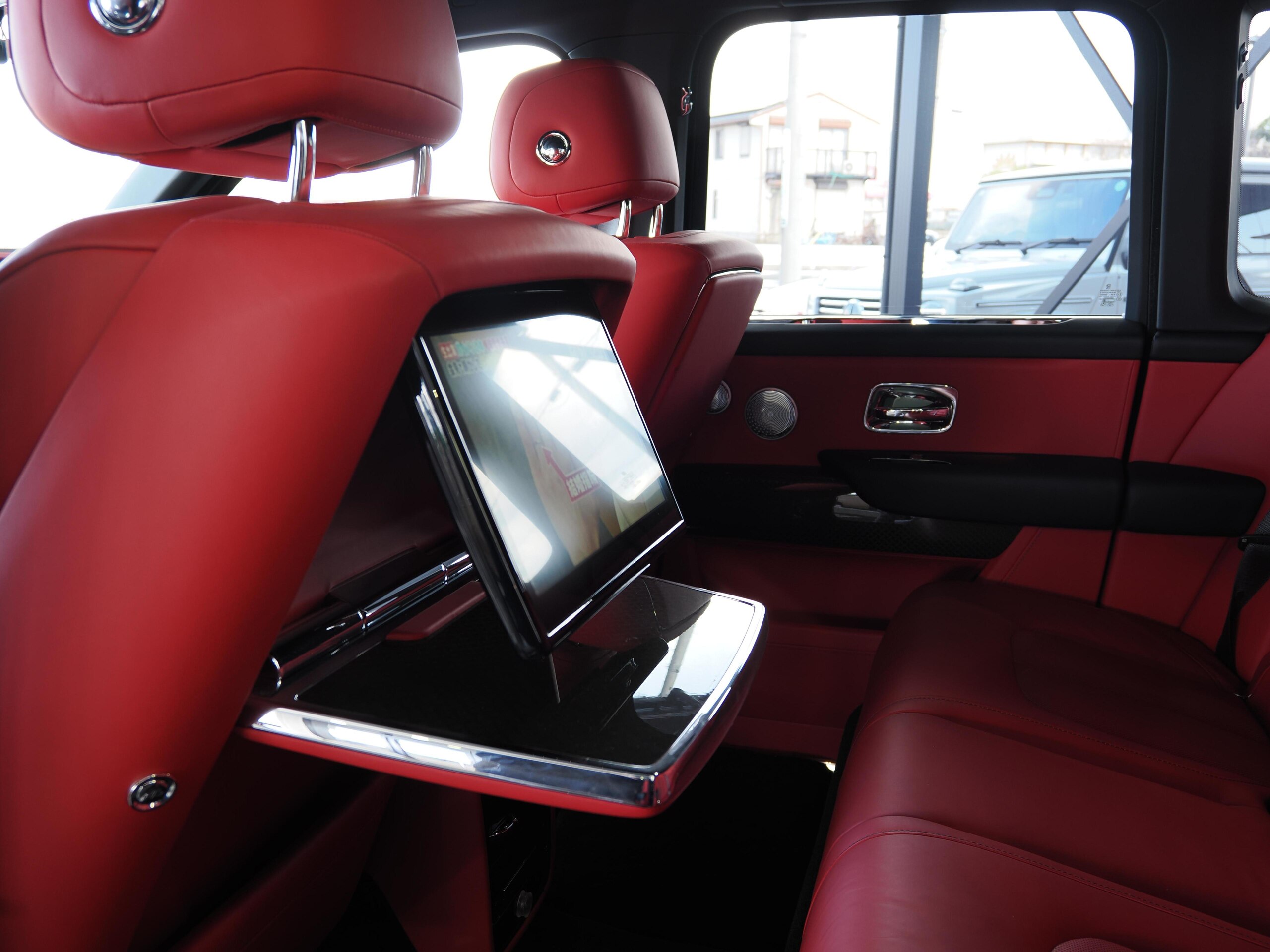 2021 Rolls-Royce Black Badge Cullinan - 2021 رولز رويس Black Badge Cullinan