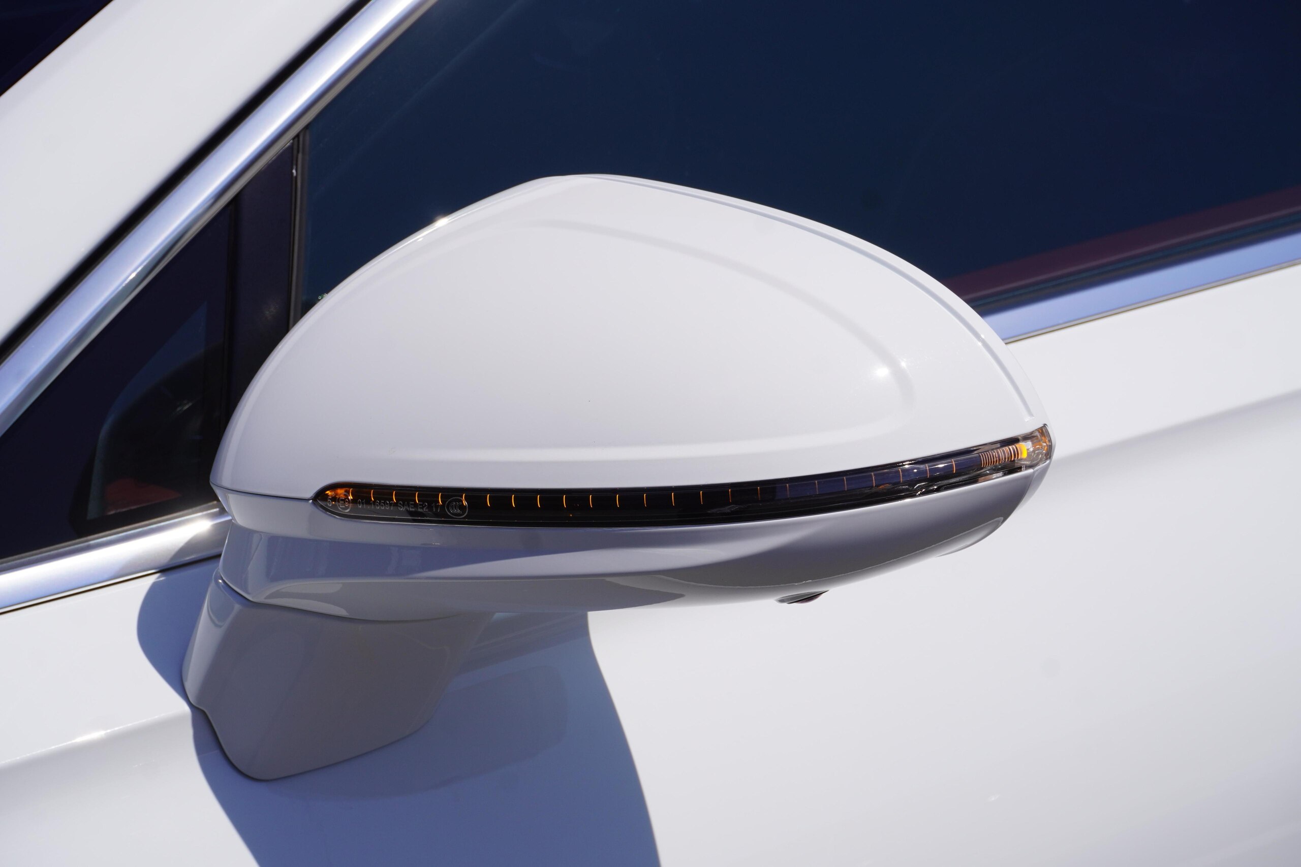 2021 Bentley Flying Spur - ベントレー フライングスパー 6.0 4WD マリナードライビングスペック OPペイント(アークティカホワイト) ムードライティングスペック フライングBラジエターマスコット 22インチポリッシュホイール ローディングディスプレイ