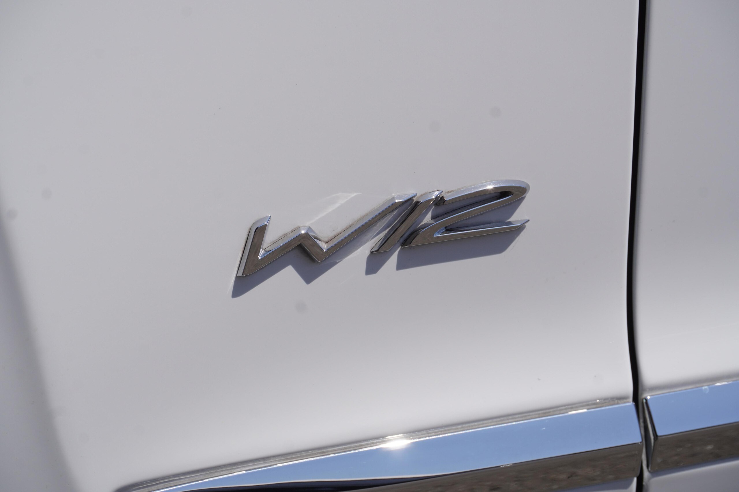 2021 Bentley Flying Spur - ベントレー フライングスパー 6.0 4WD マリナードライビングスペック OPペイント(アークティカホワイト) ムードライティングスペック フライングBラジエターマスコット 22インチポリッシュホイール ローディングディスプレイ