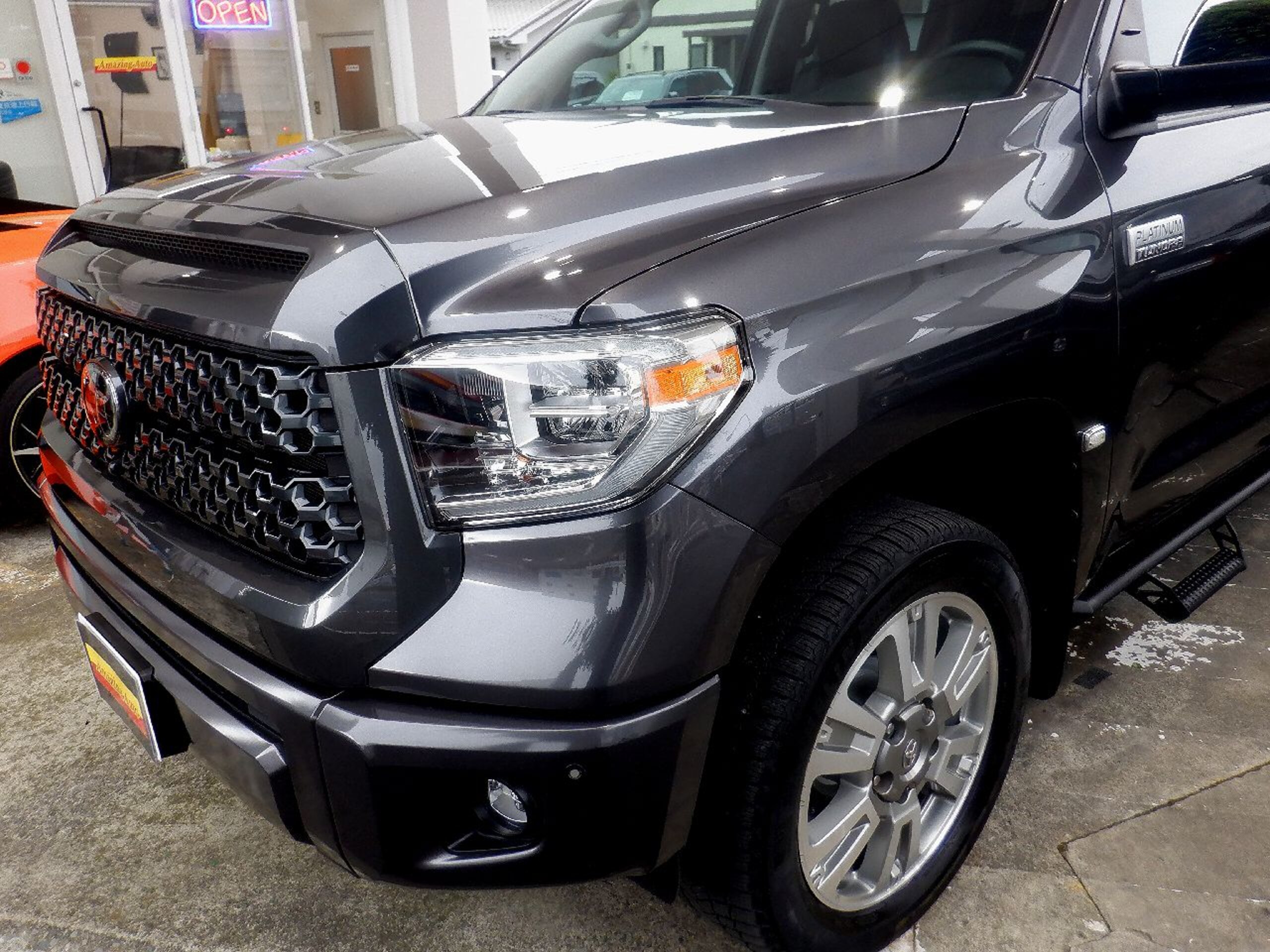 2021 Toyota Tundra - 米国トヨタ タンドラ クルーマックス プラチナム 5.7 V8 4WD 最終モデル新車並行車 20インチアルミ トヨタセーフティ―センス レーダークルーズ LEERキャンパーシェル 専用ブラックレザーシート シートヒーター・クーラー サンルーフ 6速AT