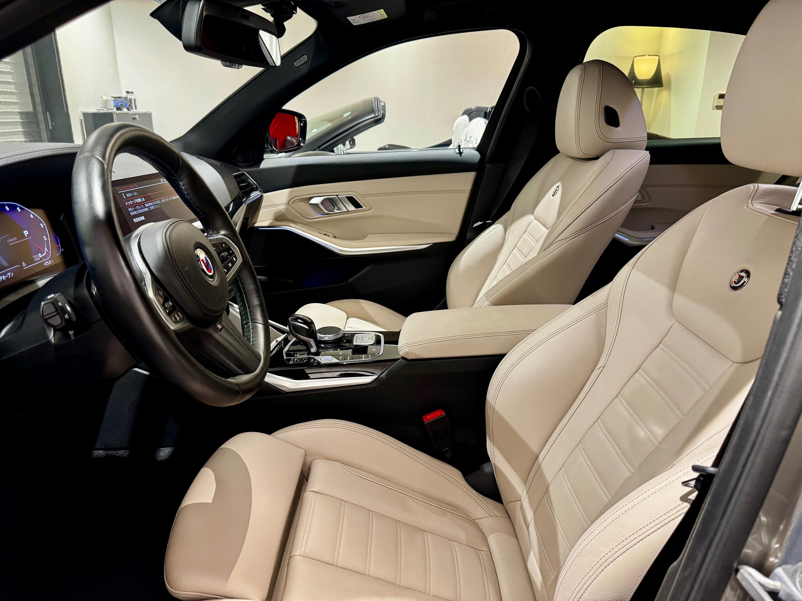2021 BMW Alpina B3 - 2021 بي إم دبليو ألبينا B3