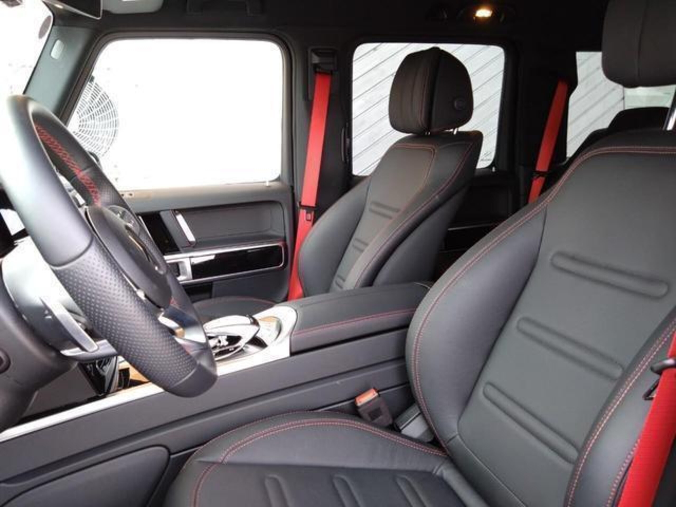 2021 Mercedes-Benz G-Class - メルセデス・ベンツ Gクラス G400d AMGライン ディーゼルターボ 4WD 1オーナー/左H/AMGライン/ラグジュアリーPKG/ブラックレザー/純正20AW/アダプティブダンピングシステム/純正ナビ/地デジTV/360°カメラ/純正前後ドラレコ/サンルーフ/シートヒーター