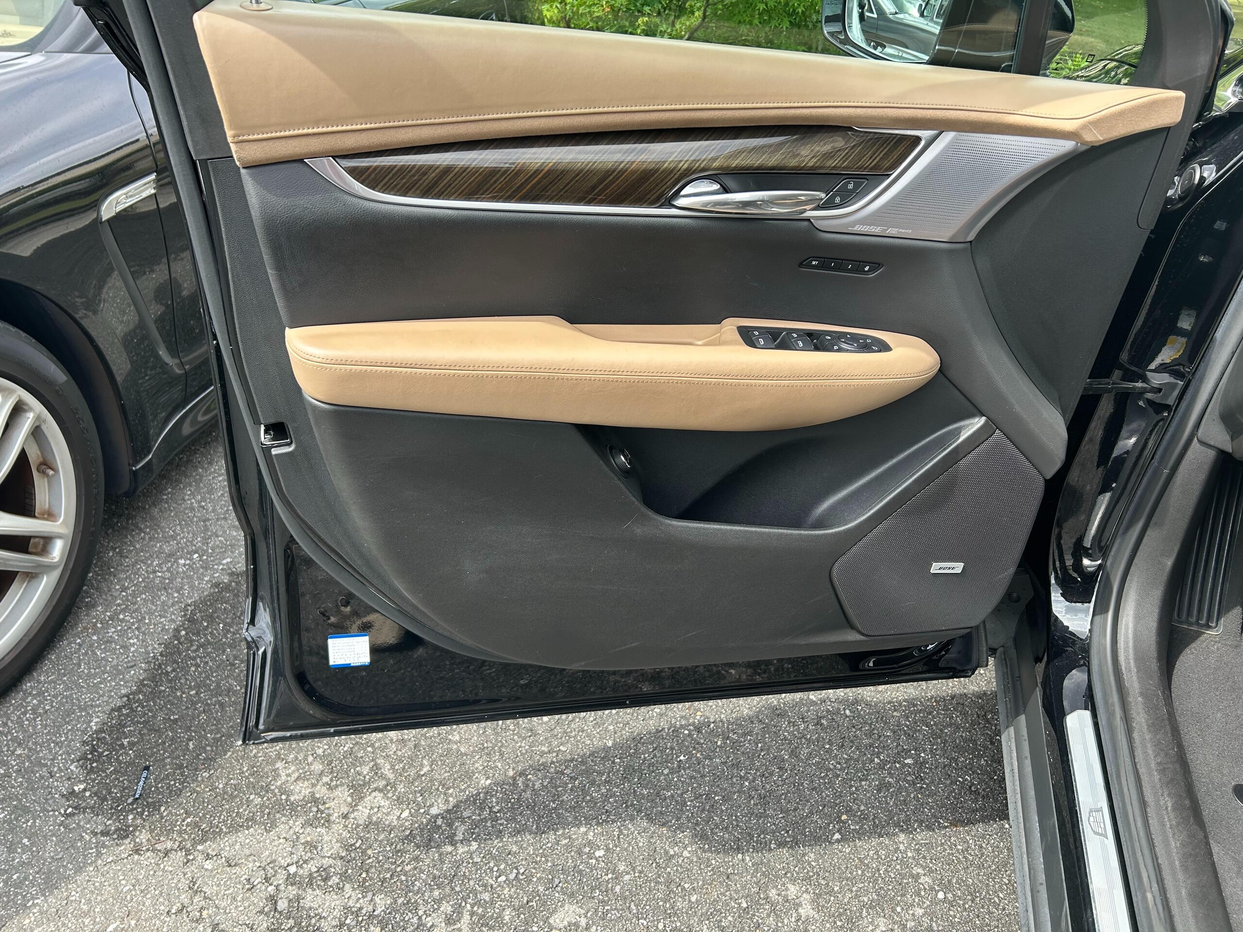 2021 Cadillac XT6 - キャデラック XT6 プラチナム 4WD プラチナム 4WD AppleCarPlay/サンルーフアダプティブクルーズコントロール/シートヒーター/ベンチレーション/全方位カメラ/ブラインドスポットモニター/ヘッドアップディスプレイ/電動リアゲート/ETC/BOSEサウンド