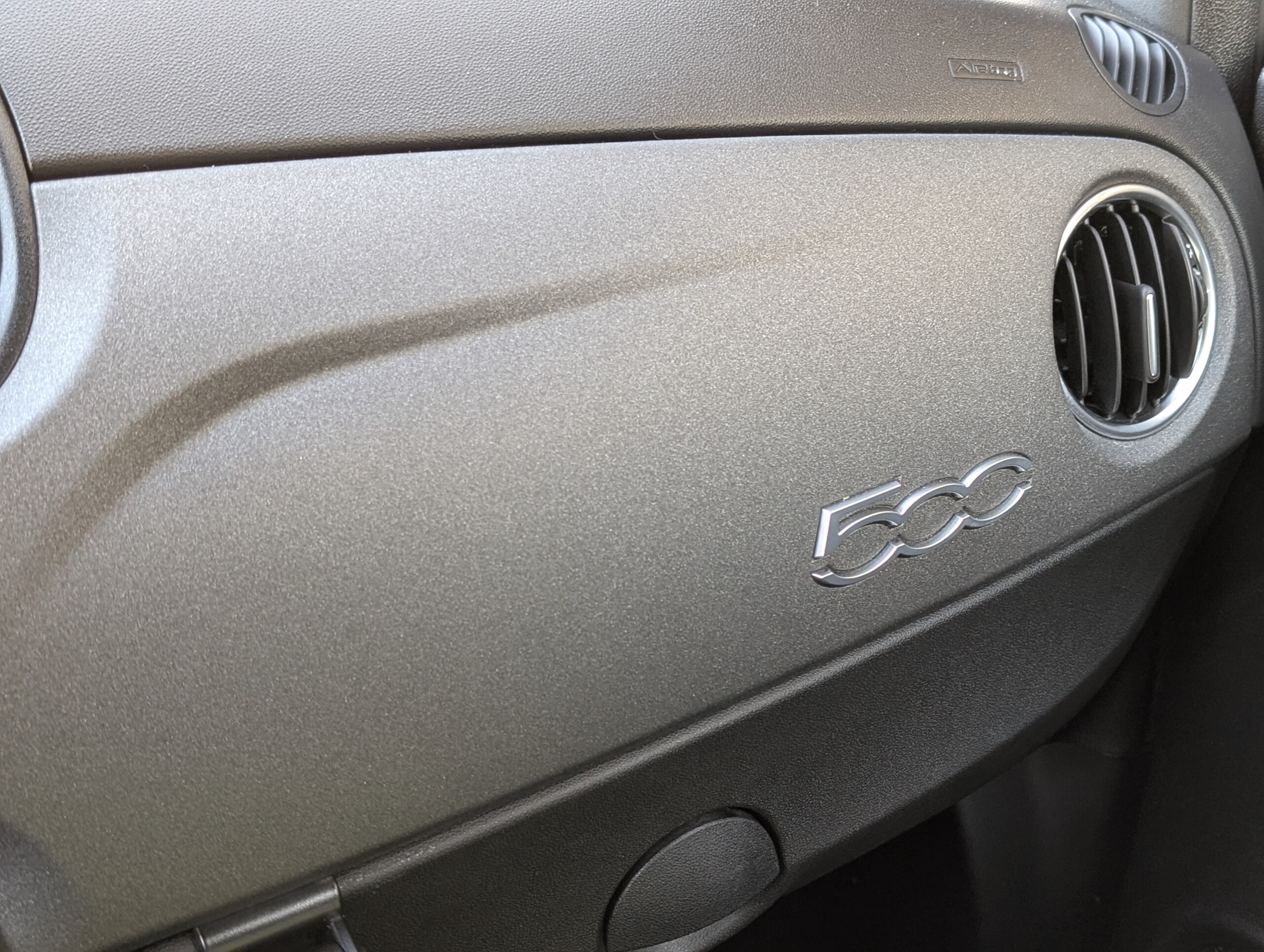 2021 Abarth 695 Anno del Toro - 2021 أبارث 695 Anno del Toro