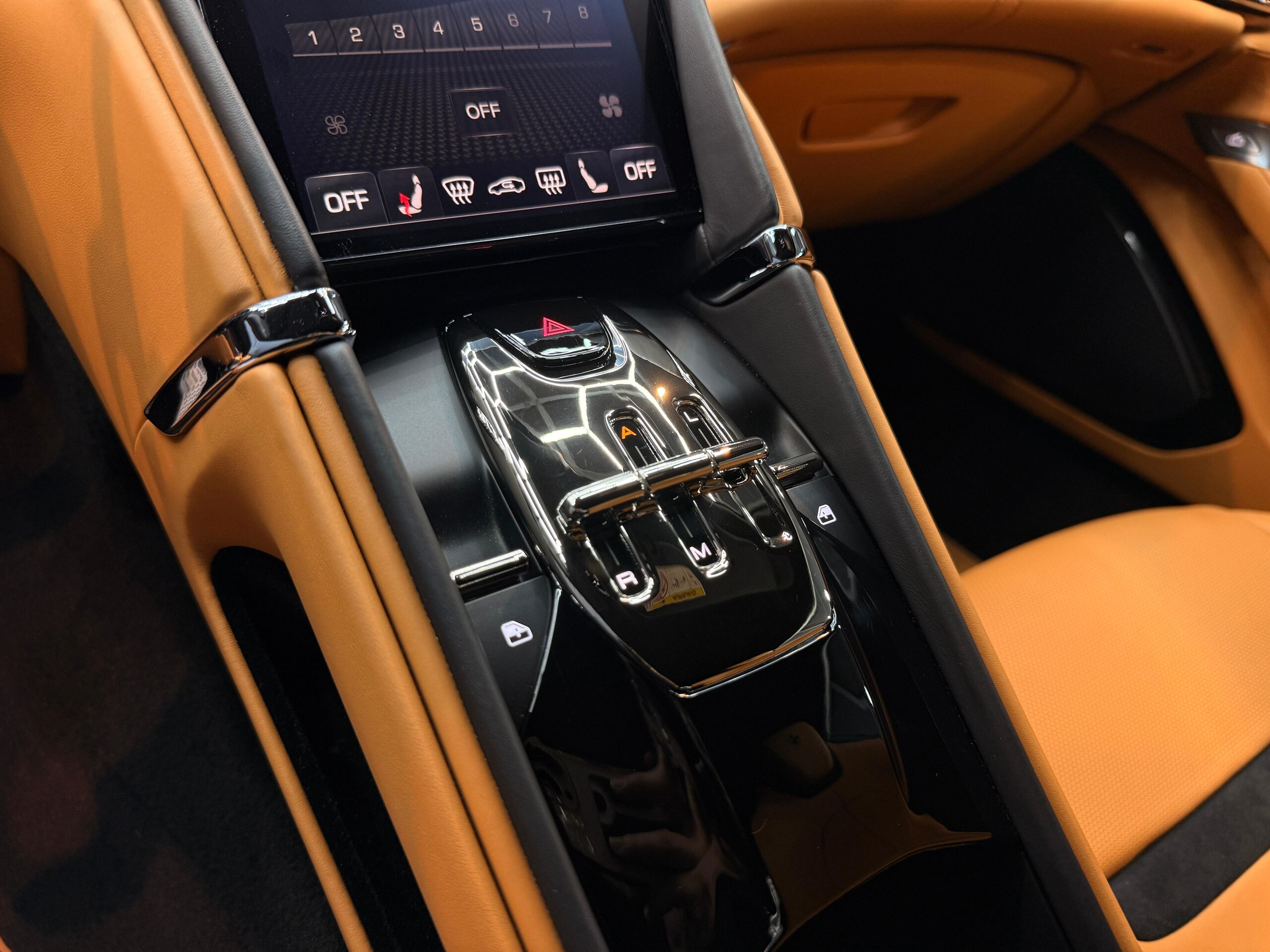 2021 Ferrari Roma - フェラーリ ローマ F1 DCT BLU TOUR DE FRANCE LEDカーボンステア 20インチ鍛造ダイヤモンドカットホイール BEIGE TRADIZIONE