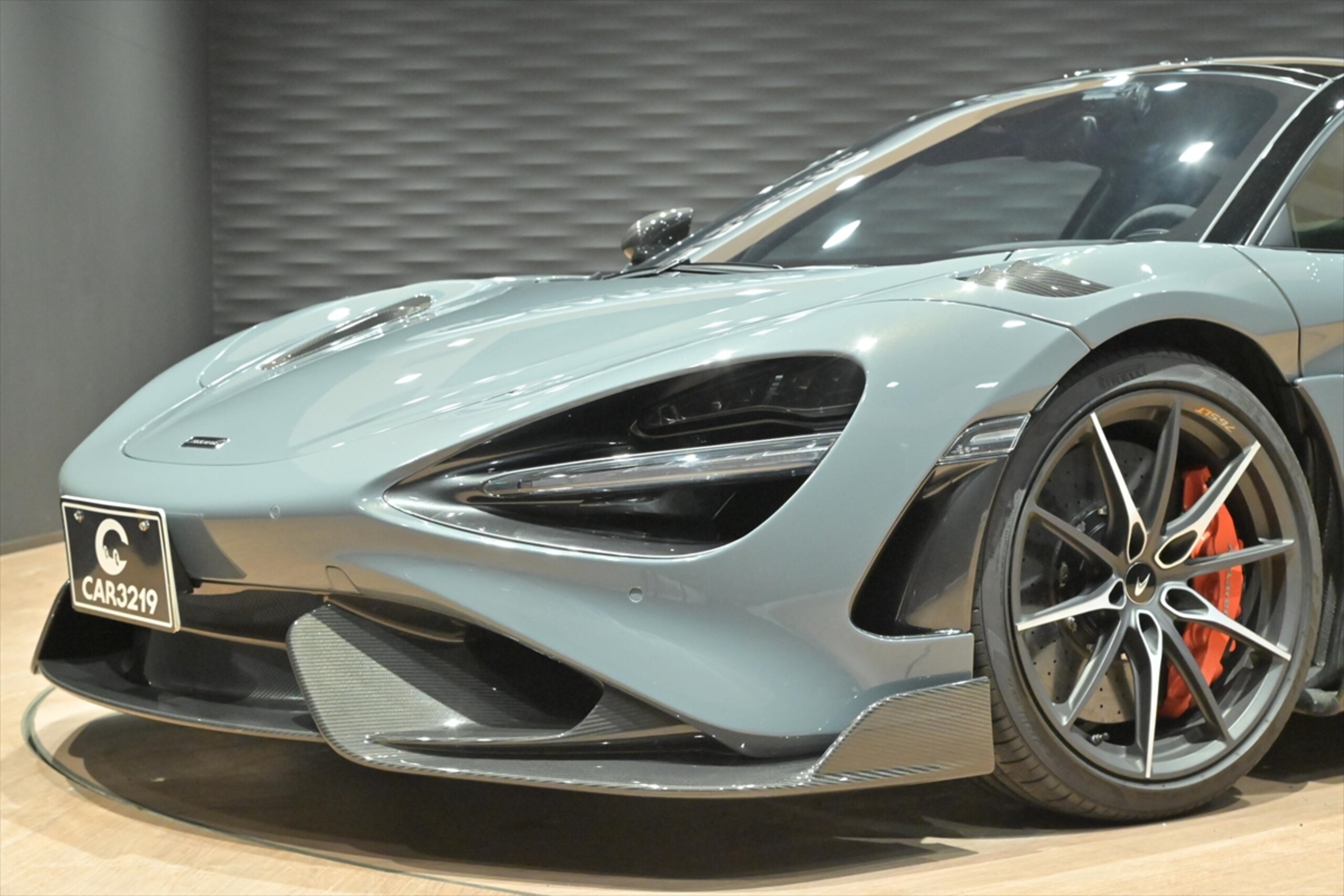 2021 McLaren 765LT - マクラーレン 765LT 4.0 D車/左H/限定車/シケインエフェクト/ステルスpkg/エリートpkg/10スポークウルトラライトウェイトAW/フロントリフティング/チタン製LTクアッドエグジッドエギゾースト/フルLEDヘッドライト/プロテクションフィルム