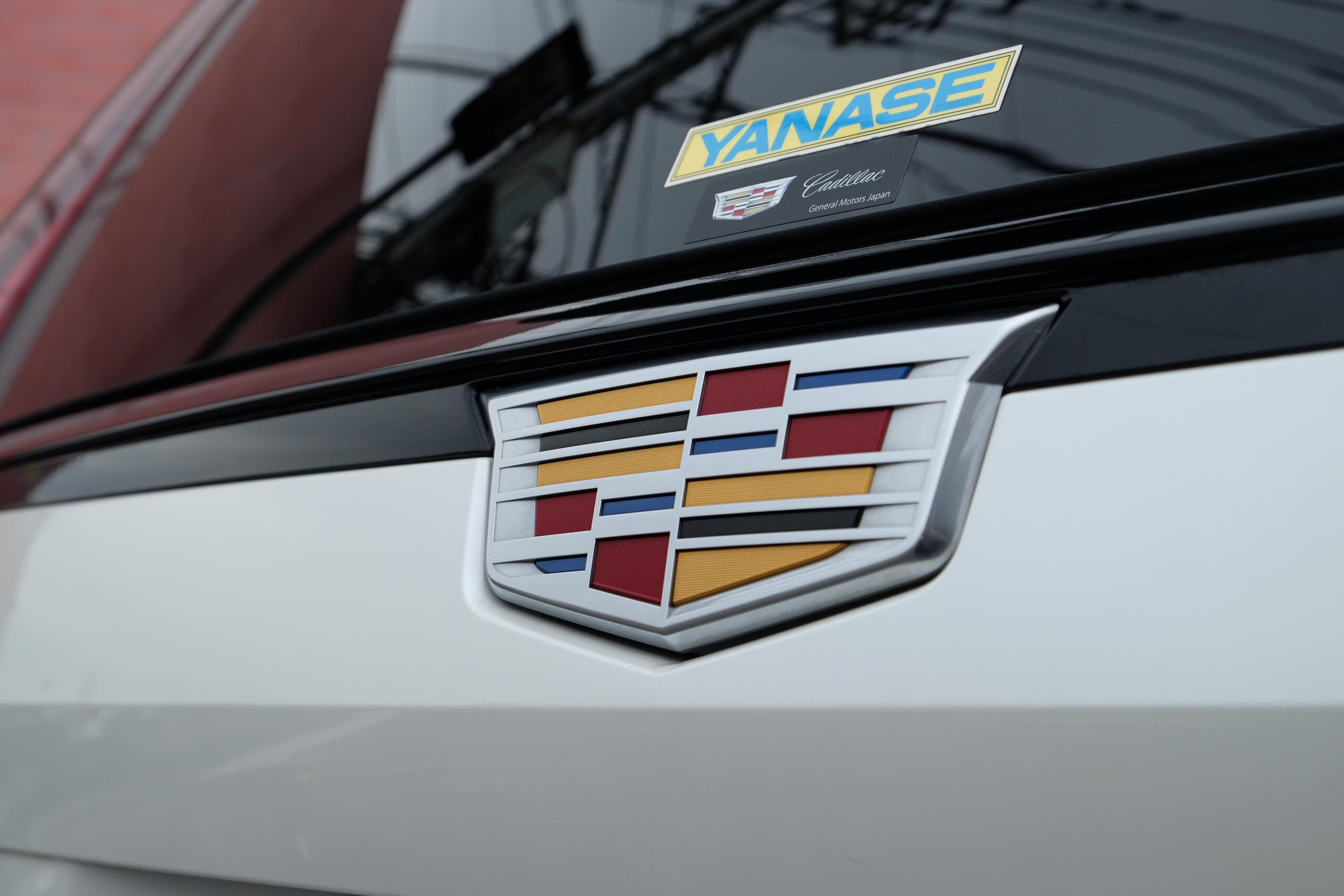 2021 Cadillac Escalade - キャデラック エスカレード スポーツ 4WD 正規D車/ウィスパーベージュIN/電動サイドステップ/ナイトビジョン/クーラーコンソール/リアエンター/AKGサウンド/パノラマSR/ソフトクローズドア/HUD/カープレイ/38インチOLEDディスプレイ/22AW/電動Rゲート/AWD