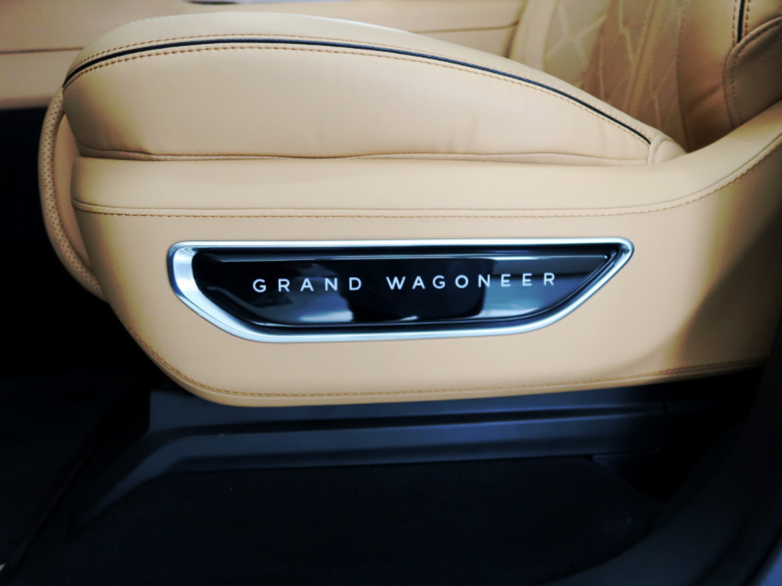 2021 Jeep Grand Wagoneer