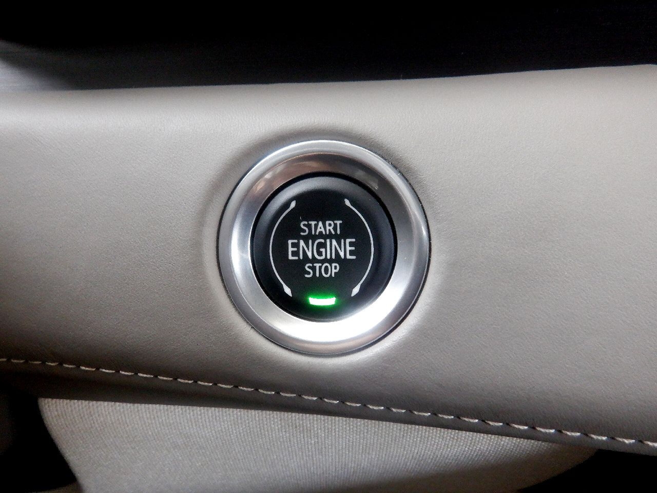 2021 Cadillac Escalade - 2021 كاديلاك Escalade
