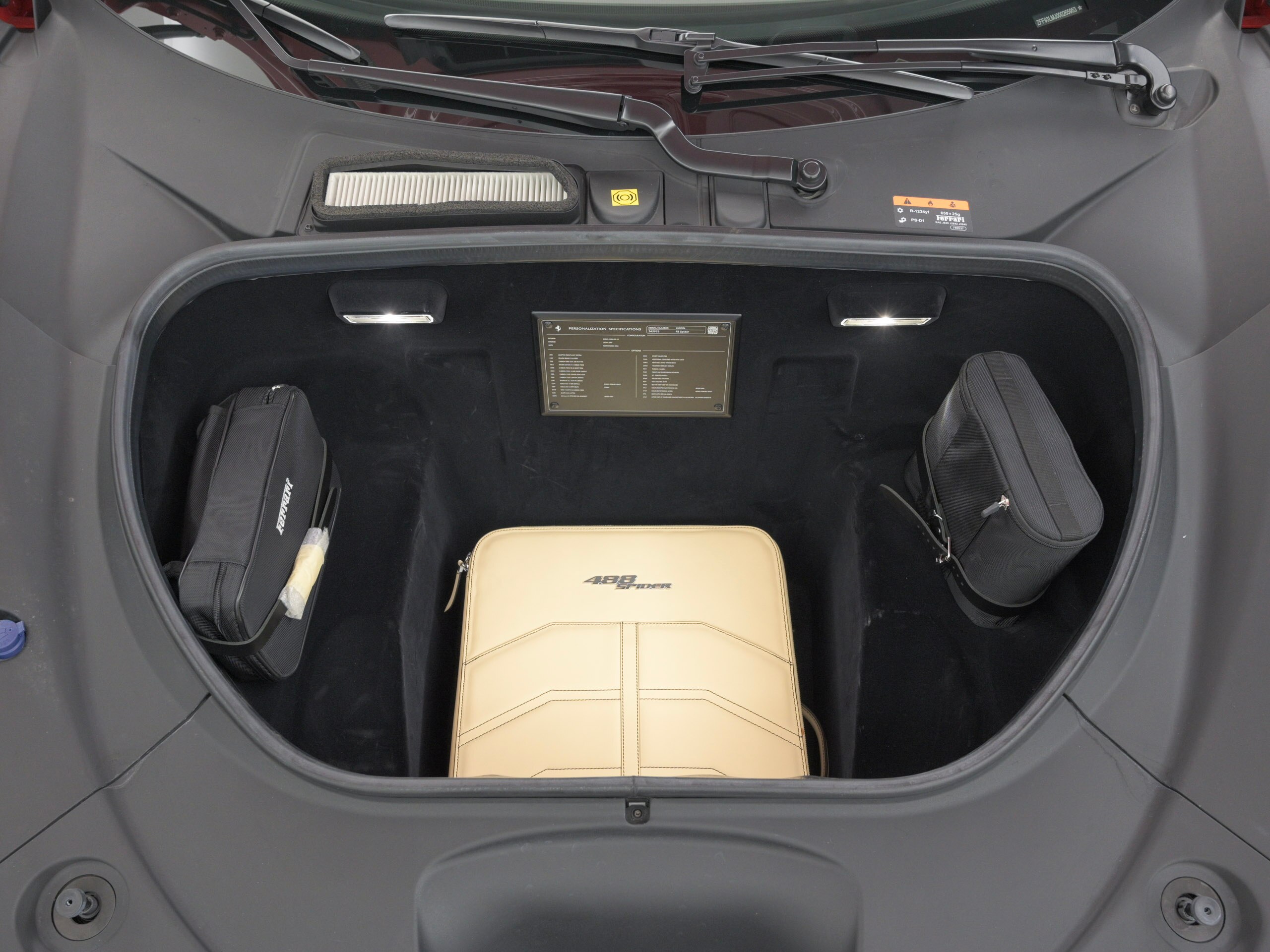 2021 Ferrari F8Spider - フェラーリ F8スパイダー F1 DCT 左H リフター LEDカーボンステア クローム仕上鍛造20AW AFSヘッドライト スペシャルデザインシート
