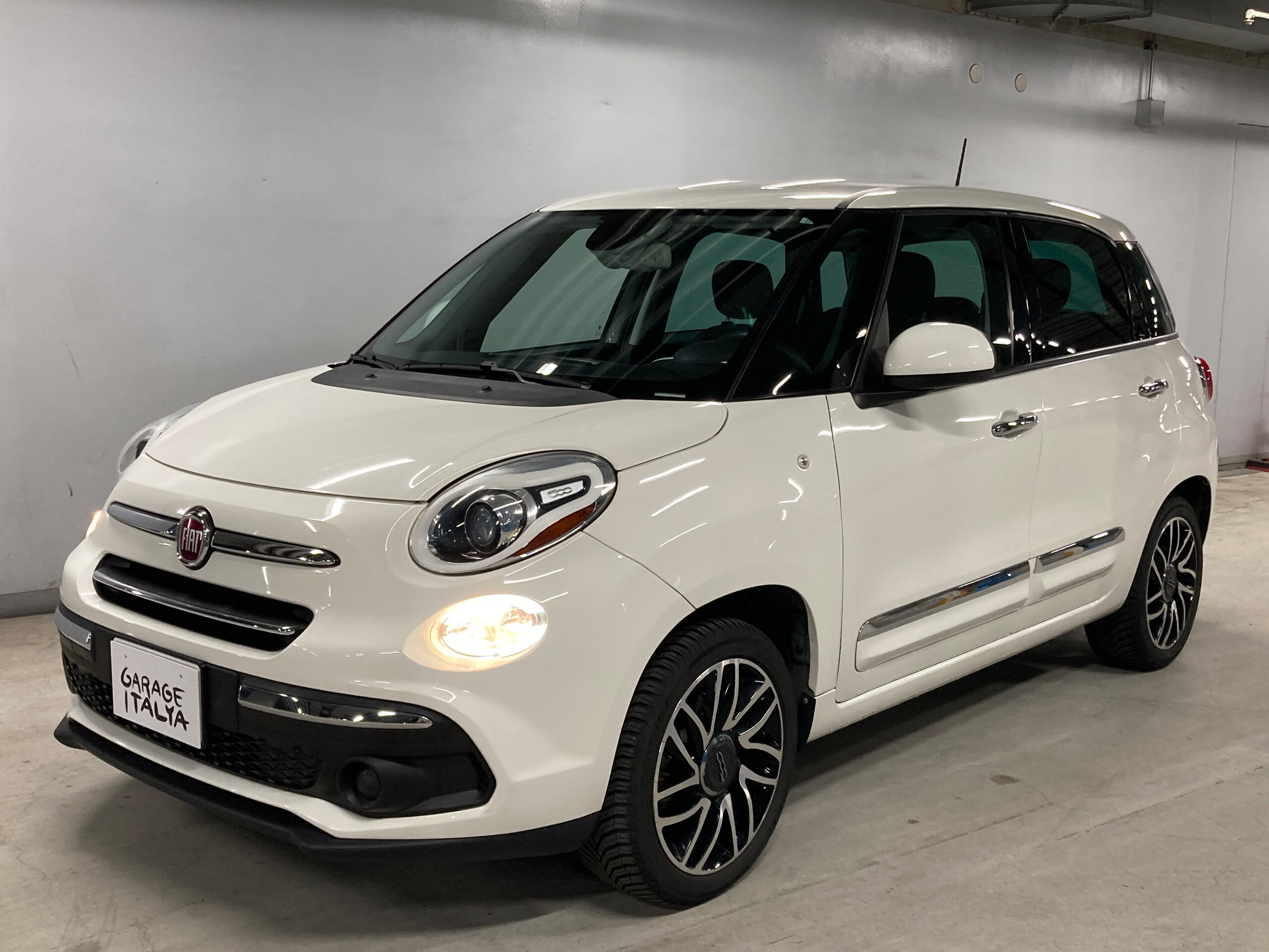2021 Fiat 500L - 2021 فيات 500L