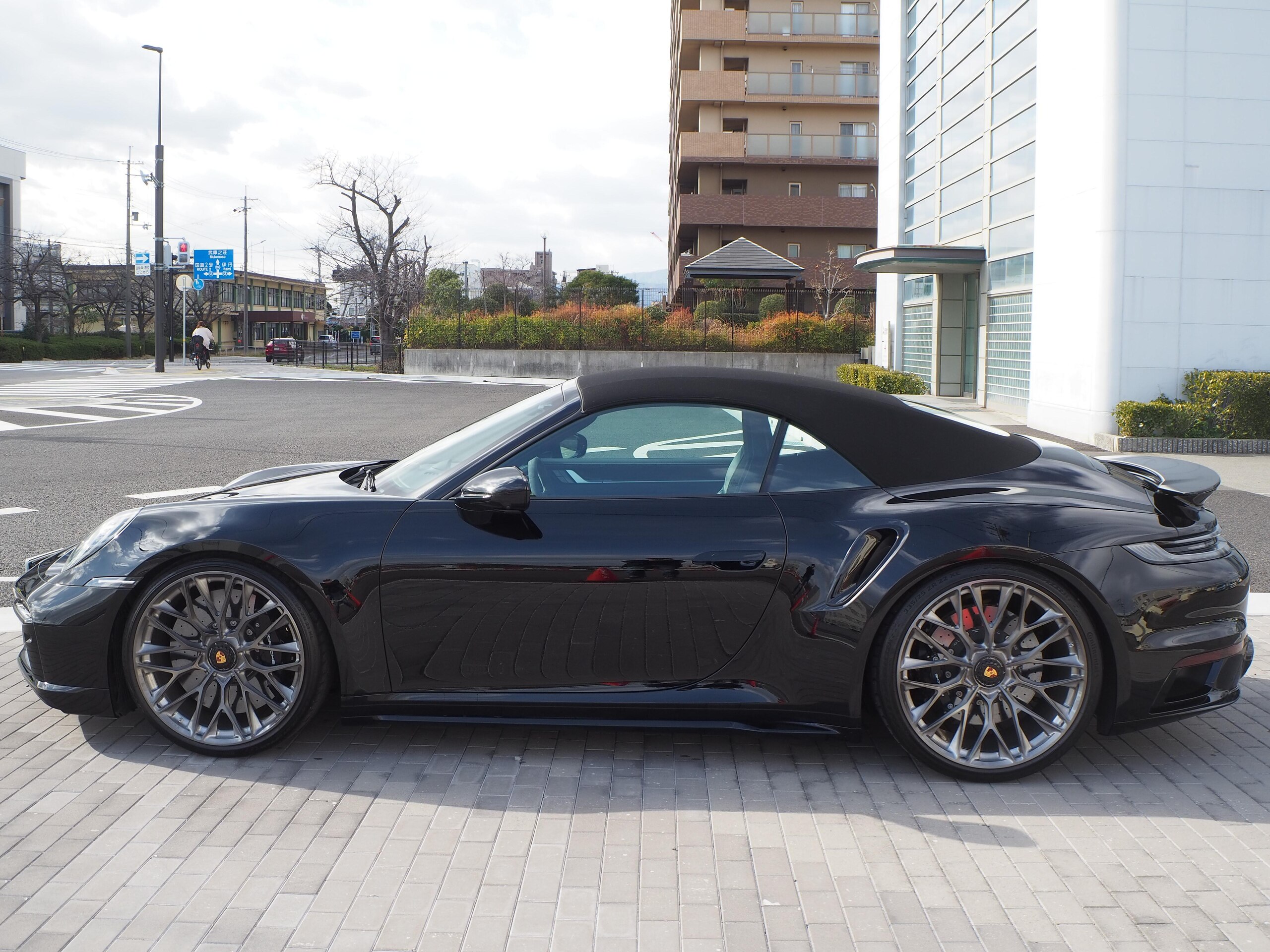 2021 Porsche 911 Cabriolet