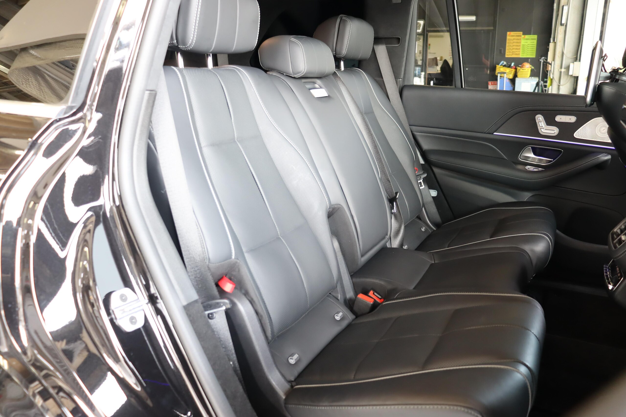2021 Mercedes-Benz GLS - メルセデス・ベンツ GLS 580 4マチック スポーツ (ISG搭載モデル) 4WD AMGライン/AMGスタイリングパッケージ/23インチ特注ホイール/ ブルメスターサウンド/アンビエントライト/パノラミックスライディングルーフ/