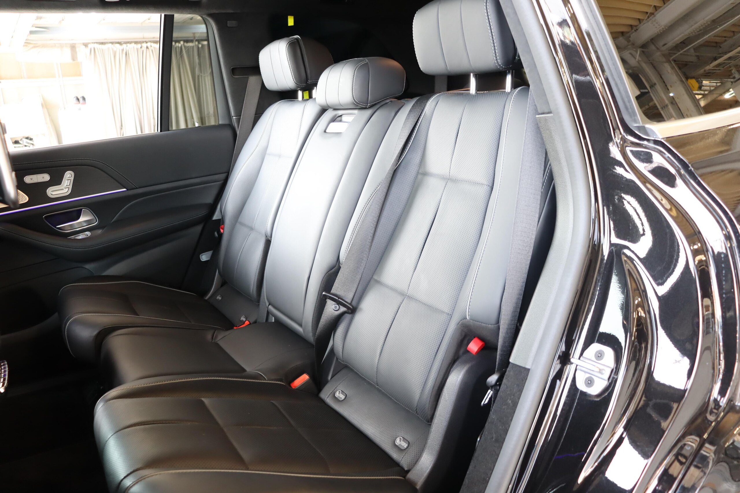 2021 Mercedes-Benz GLS - メルセデス・ベンツ GLS 580 4マチック スポーツ (ISG搭載モデル) 4WD AMGライン/AMGスタイリングパッケージ/23インチ特注ホイール/ ブルメスターサウンド/アンビエントライト/パノラミックスライディングルーフ/
