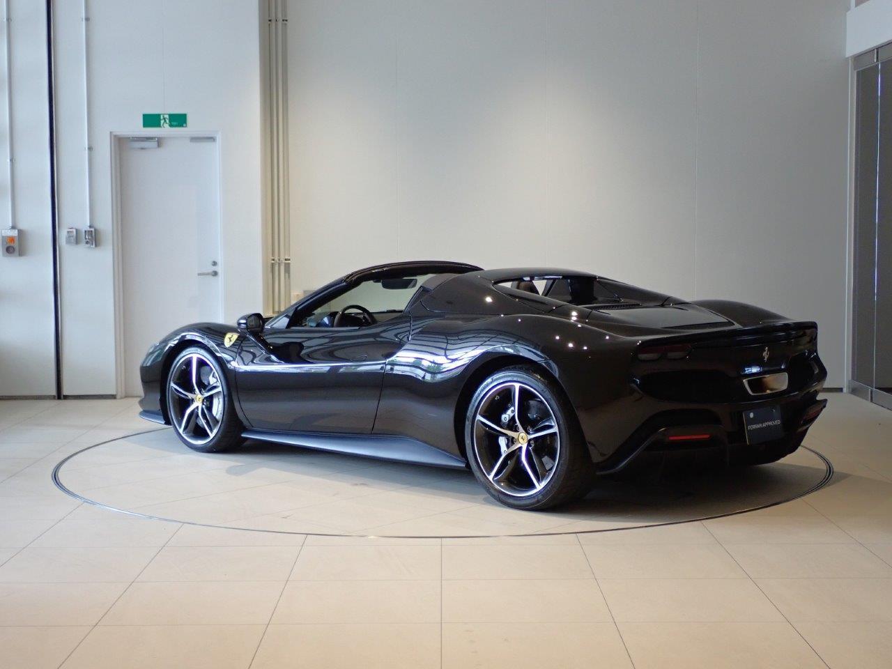 2024 بي إم دبليو 2 Series