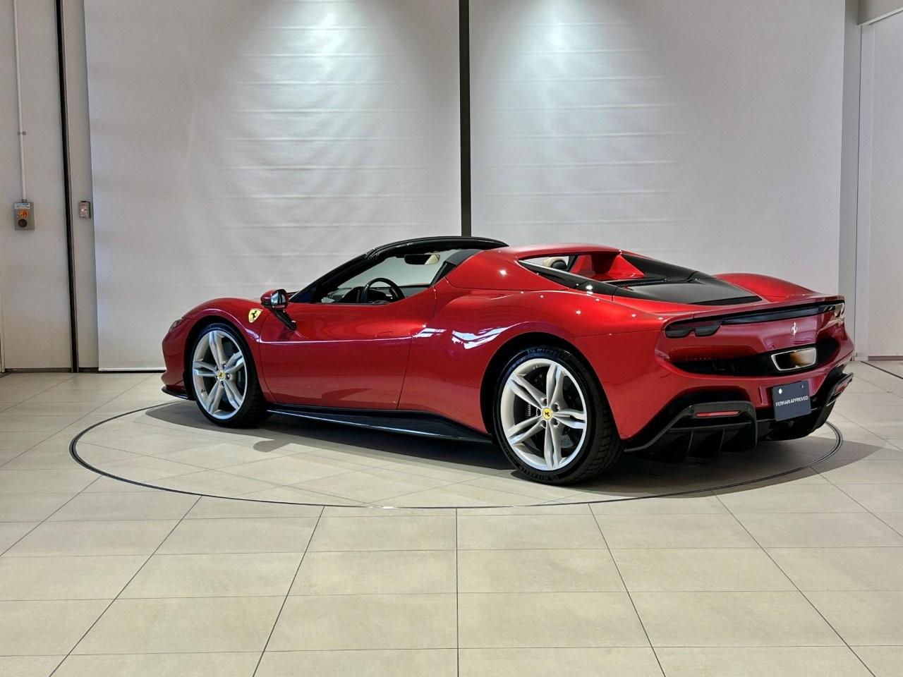 Ferrari 296 GTS