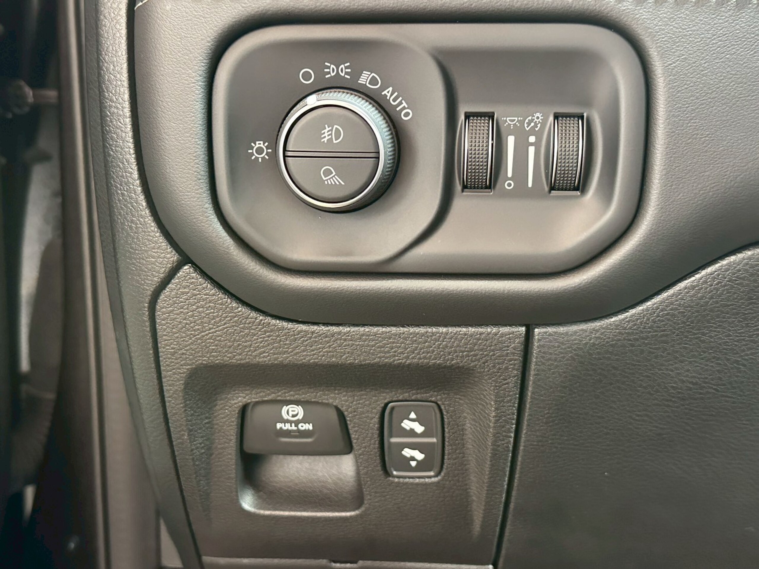 2021 Dodge Ram Truck
