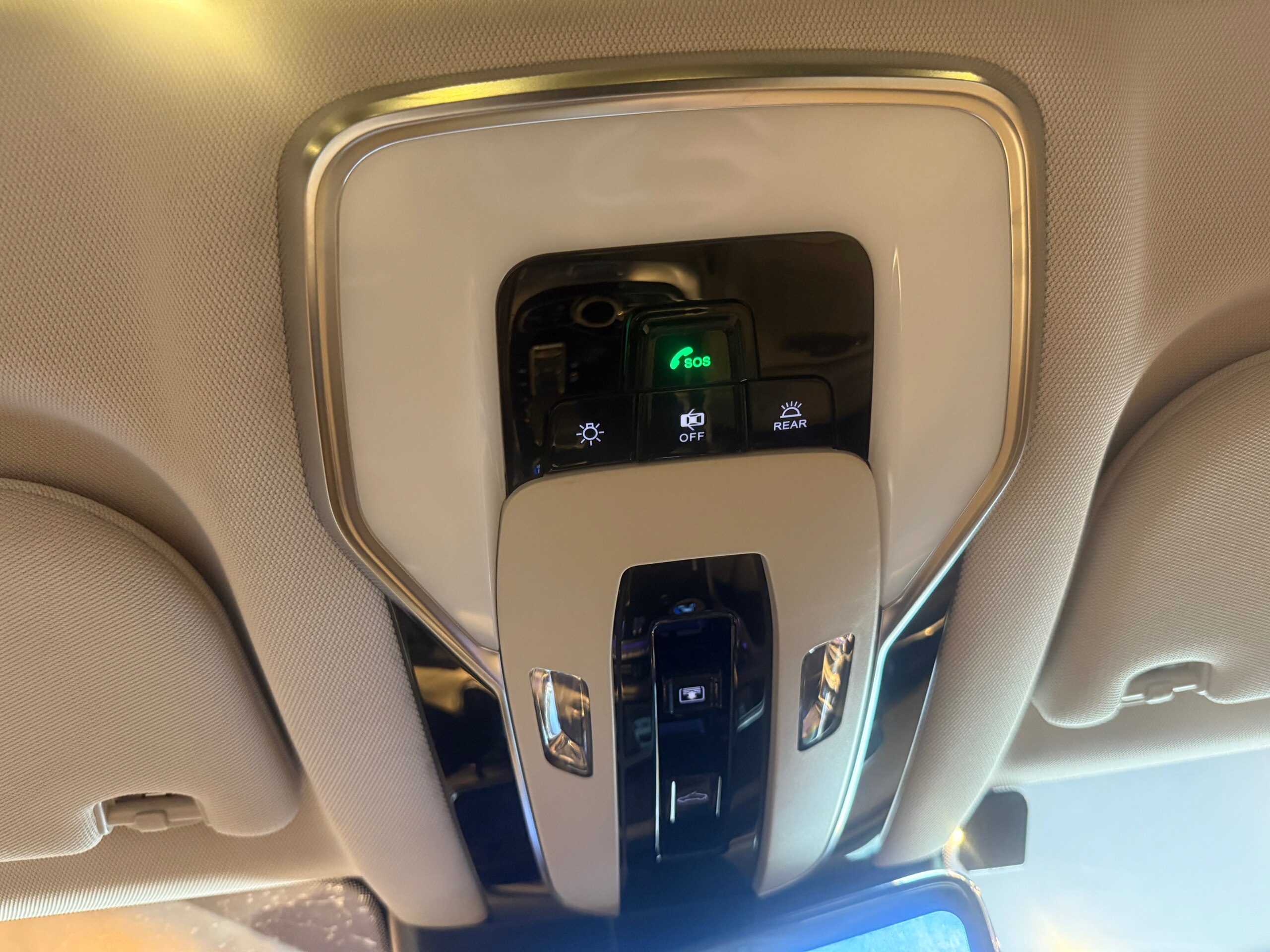 2021 Other Imported HONGQI H9 - 輸入車その他 HONGQI H9 HONGQI H92.0T HONGQI H9 2.0T Bluetooth アンビエントライト19インチホイール ETC アダクティブクルーズ