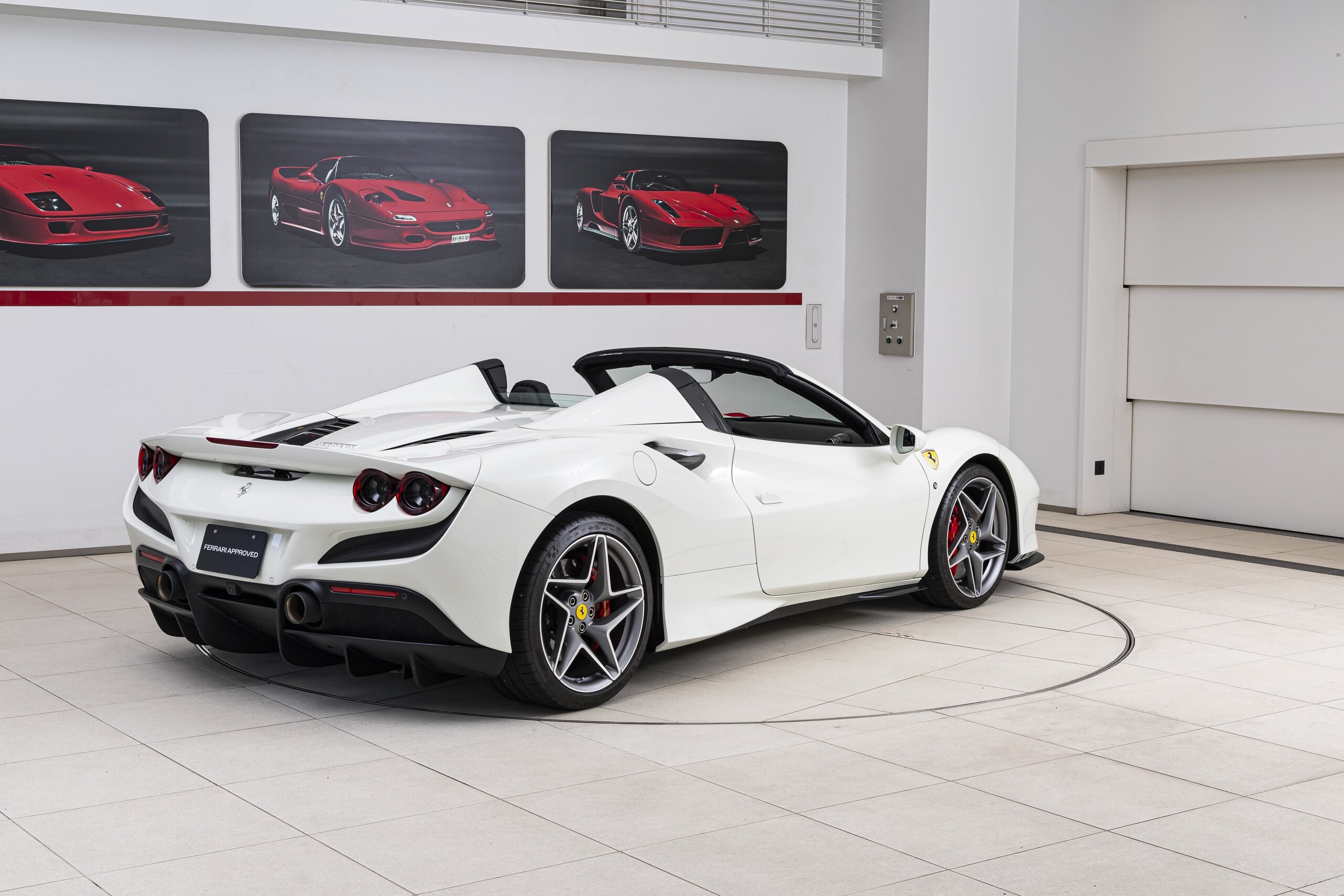 2021 Ferrari F8Spider - 2021 فيراري F8Spider