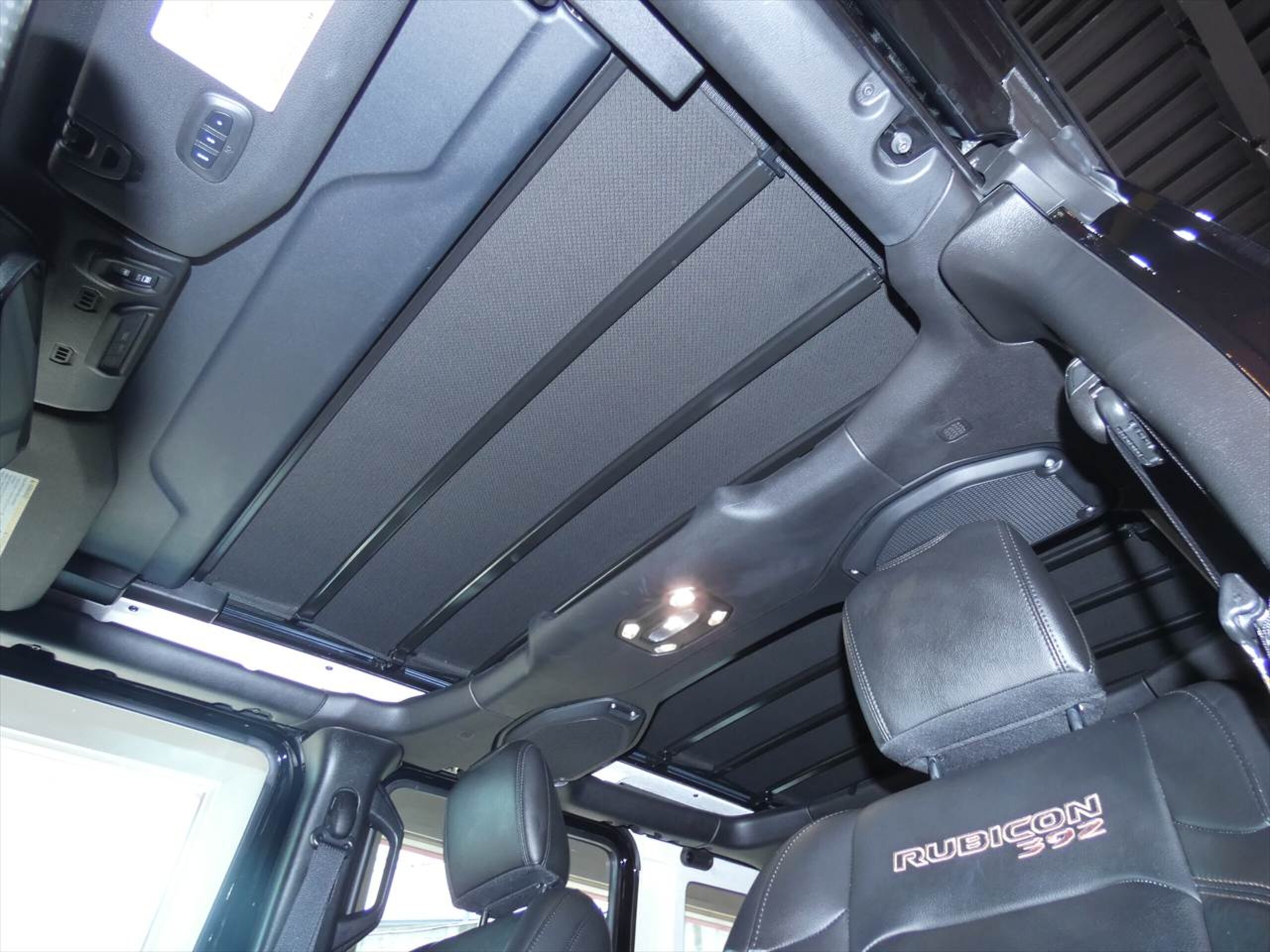 2021 Jeep Wrangler - 2021 جيب Wrangler