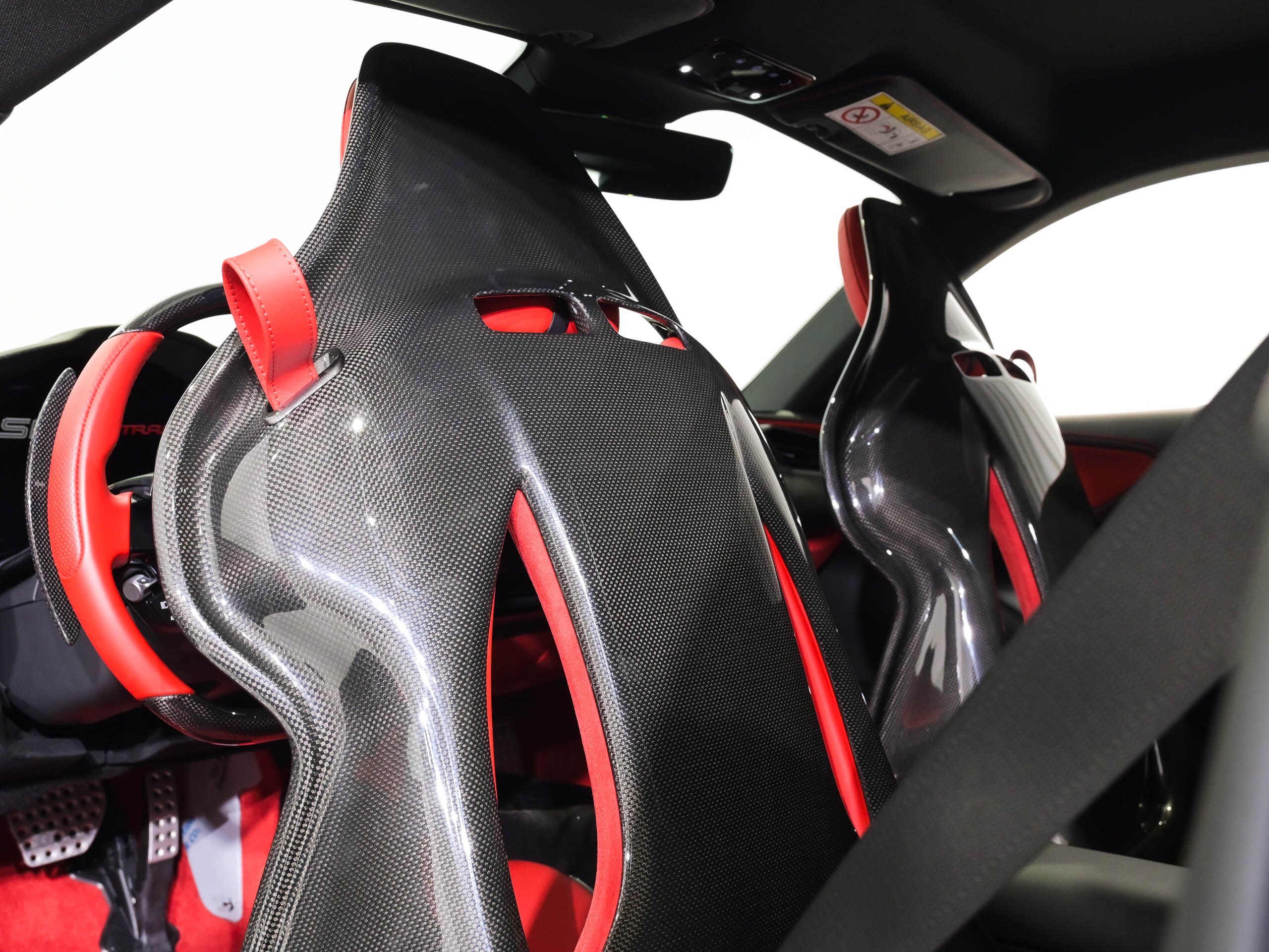2022 Ferrari SF90 Stradale - フェラーリ SF90ストラダーレ F1 DCT E4WD カーボンファイバーレーシングシート 20インチ・ダイアモンド研磨仕上・スポーツホイール(鍛造) Appleカープレイ LED付カーボンファイバー製ドライバーゾーン カーボンファイバー製ダッシュボード