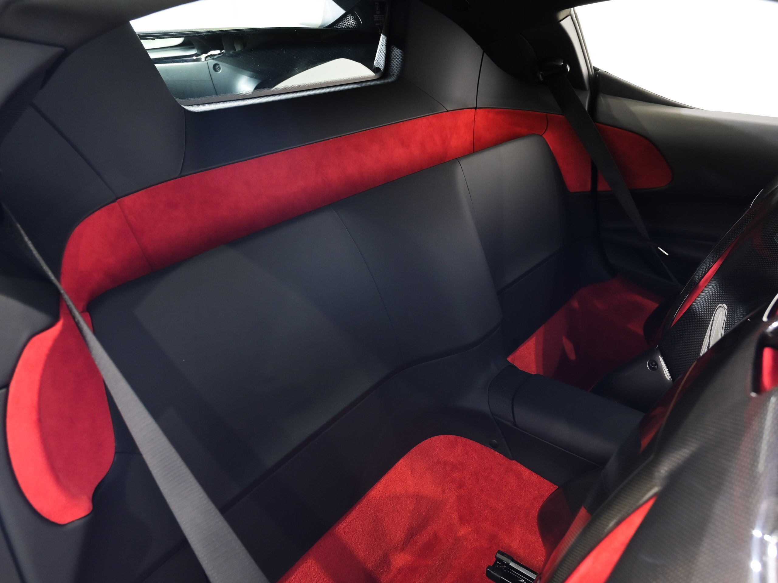 2022 Ferrari SF90 Stradale - フェラーリ SF90ストラダーレ F1 DCT E4WD カーボンファイバーレーシングシート 20インチ・ダイアモンド研磨仕上・スポーツホイール(鍛造) Appleカープレイ LED付カーボンファイバー製ドライバーゾーン カーボンファイバー製ダッシュボード