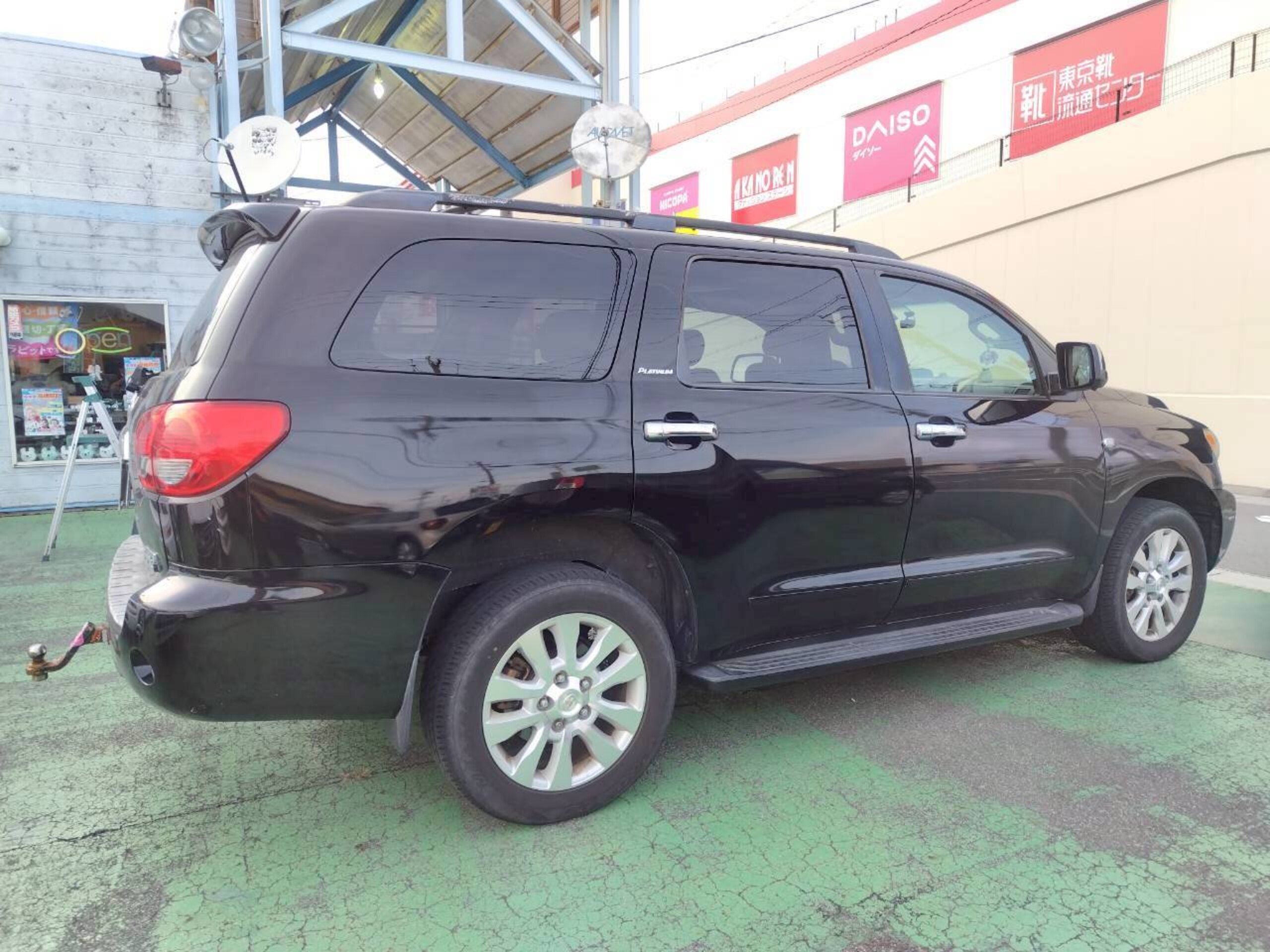 2022 Toyota Sequoia - 米国トヨタ セコイア プラチナム 5.7 V8 4WD 2008年モデル 中古並行車走行不明 本革 サンルーフ パワーシート ヒッチメンバー ユーロ13ピンコネクター950登録 ウッドコンビ ドラレコ前後 Bカメラ ETC 禁煙 社外マフラー