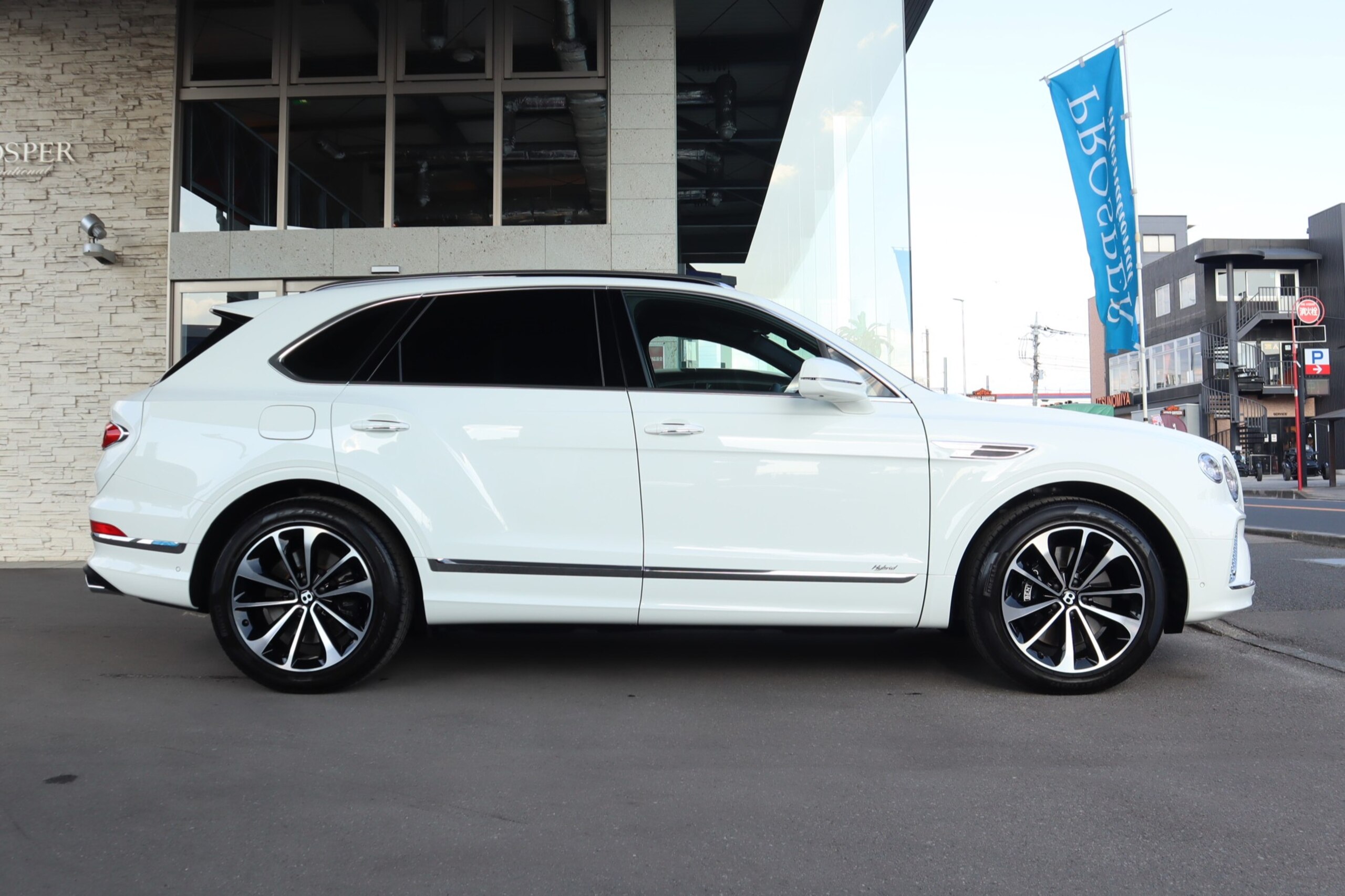 2022 Bentley Bentayga - 2022 بنتلي Bentayga