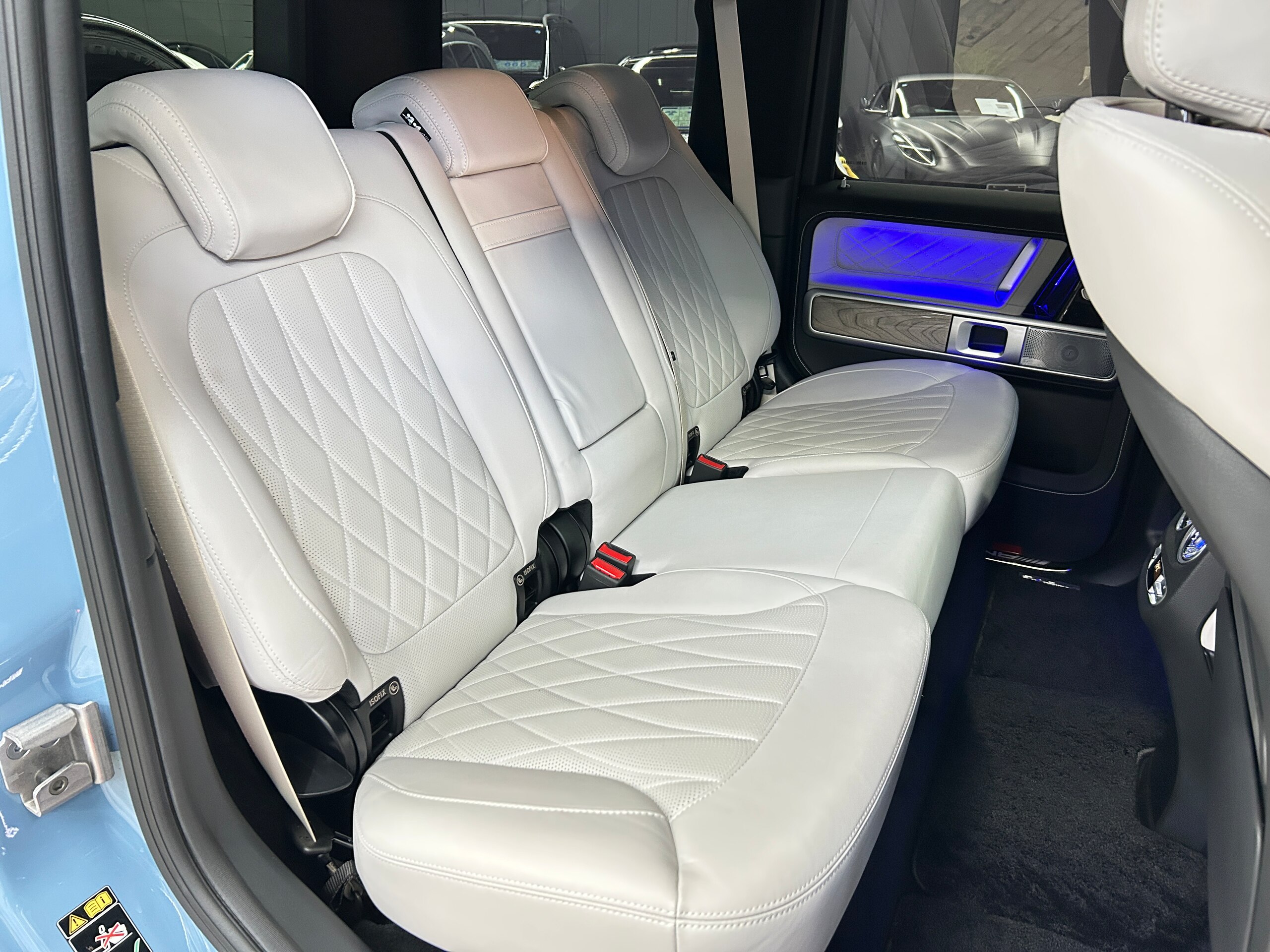 2022 Mercedes-AMG G-Class - メルセデスＡＭＧ Gクラス G63 4WD 世田谷SPオーダー G63限定カラー ナイトパッケージ ホワイトレザーシート 電動サイドステップ サンルーフ AMG22インチAW 低ダストパッド IWCウォッチ ボディコーティング 取説 整備手帳 スペアキー