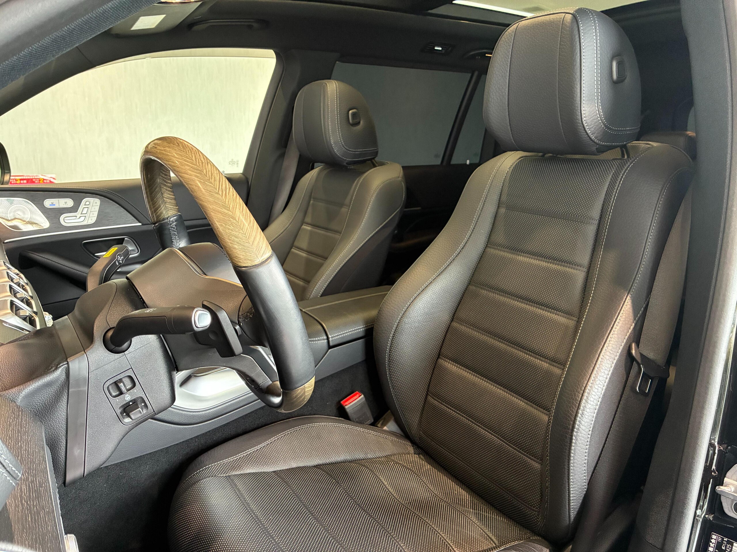 2022 Mercedes-Benz GLS - メルセデス・ベンツ GLS 580 4マチック スポーツ (ISG搭載モデル) 4WD AMGライン/パノラミックルーフ/本革