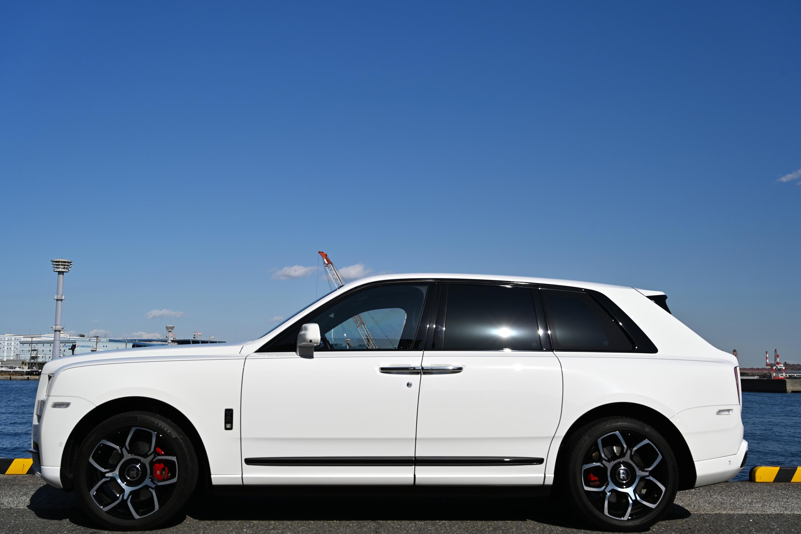 2022 Rolls-Royce Black Badge Cullinan - 2022 رولز رويس Black Badge Cullinan