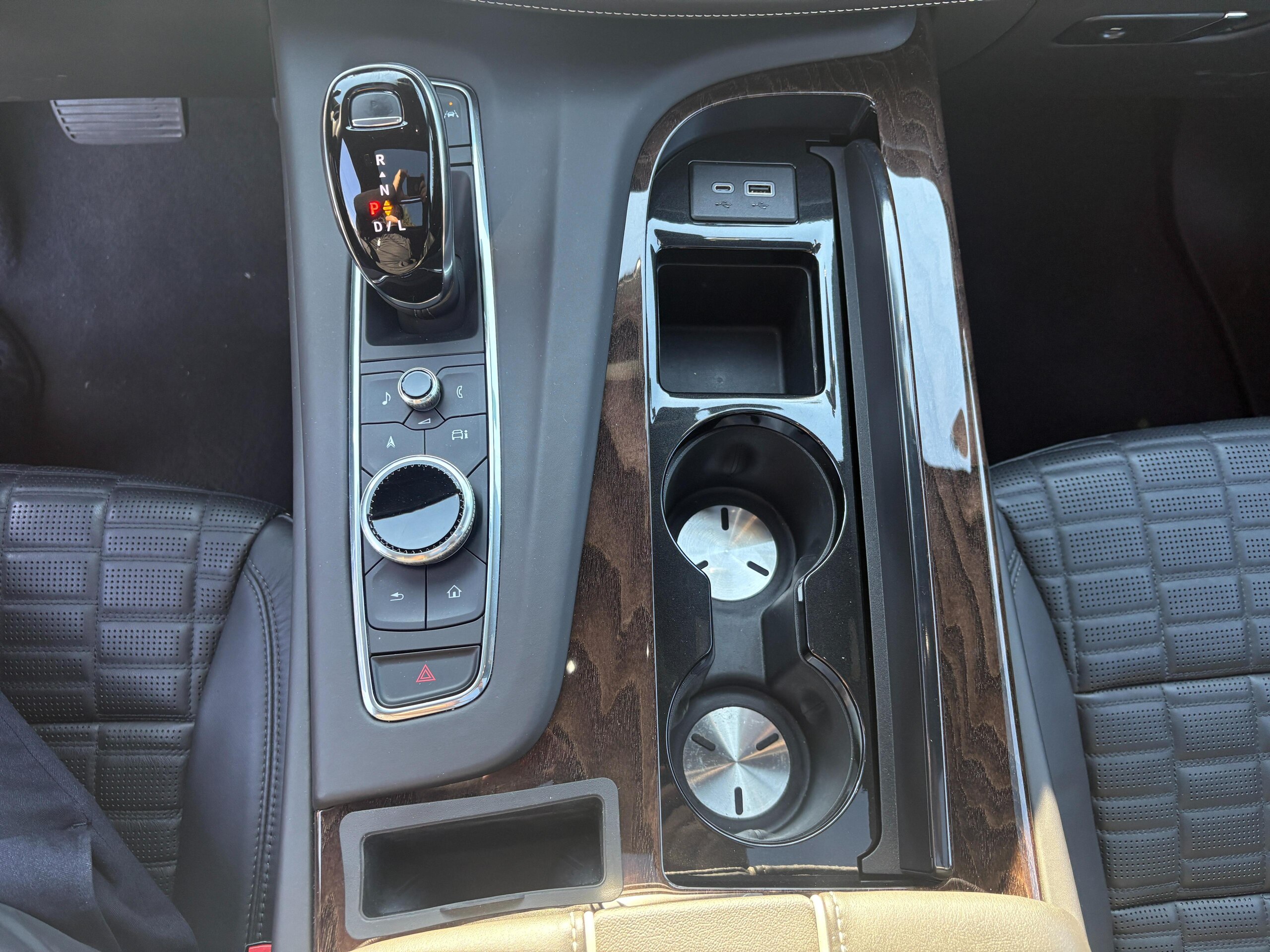 2022 Cadillac Escalade - 2022 كاديلاك Escalade