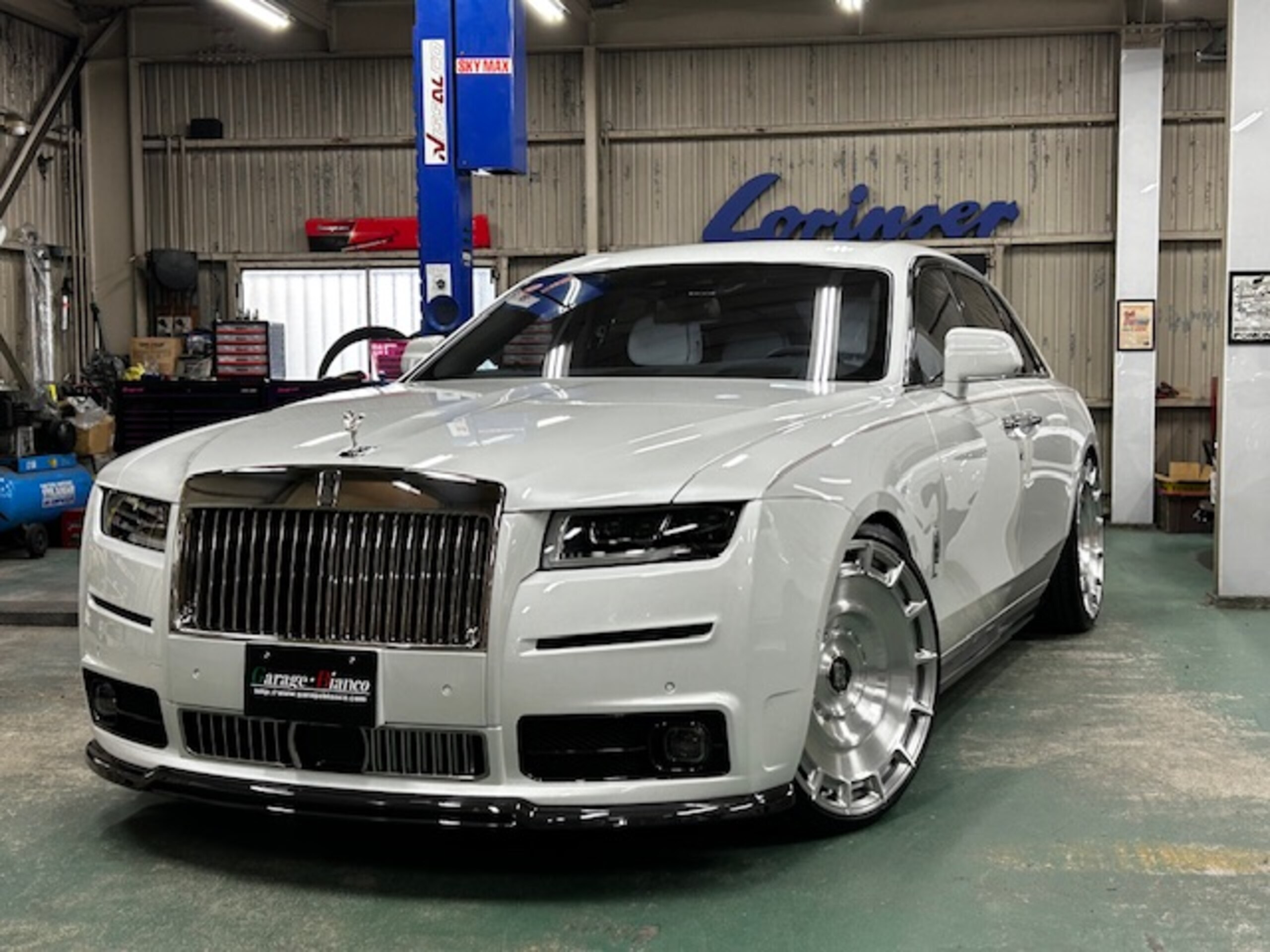 2022 Rolls-Royce Ghost - ロールスロイス ゴースト 6.75 4WD URABAN AUTOMOTIVEコンプリート/リアエンターテイメント/シューティングスターライトヘッドライナー