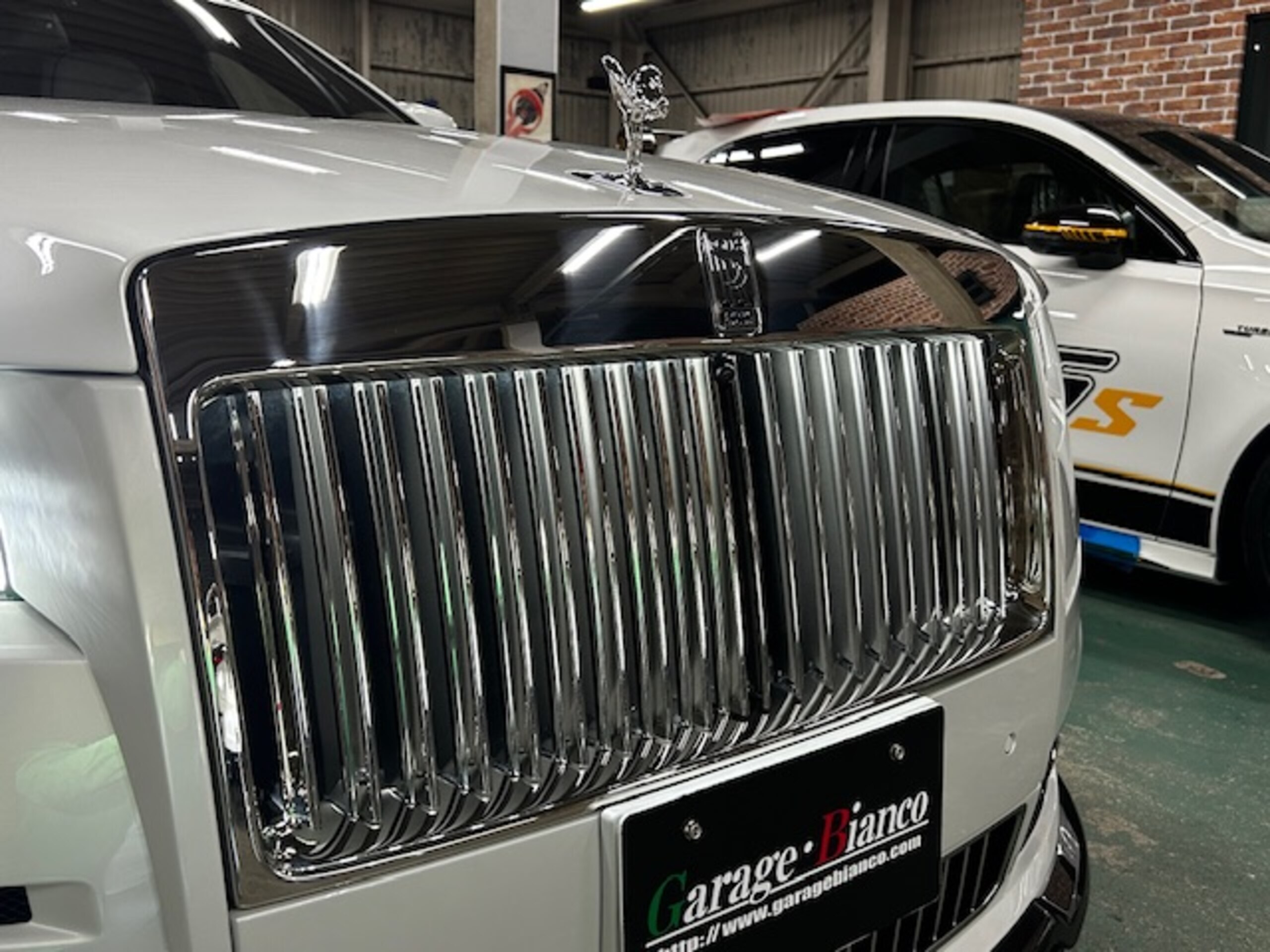 2022 Rolls-Royce Ghost - ロールスロイス ゴースト 6.75 4WD URABAN AUTOMOTIVEコンプリート/リアエンターテイメント/シューティングスターライトヘッドライナー