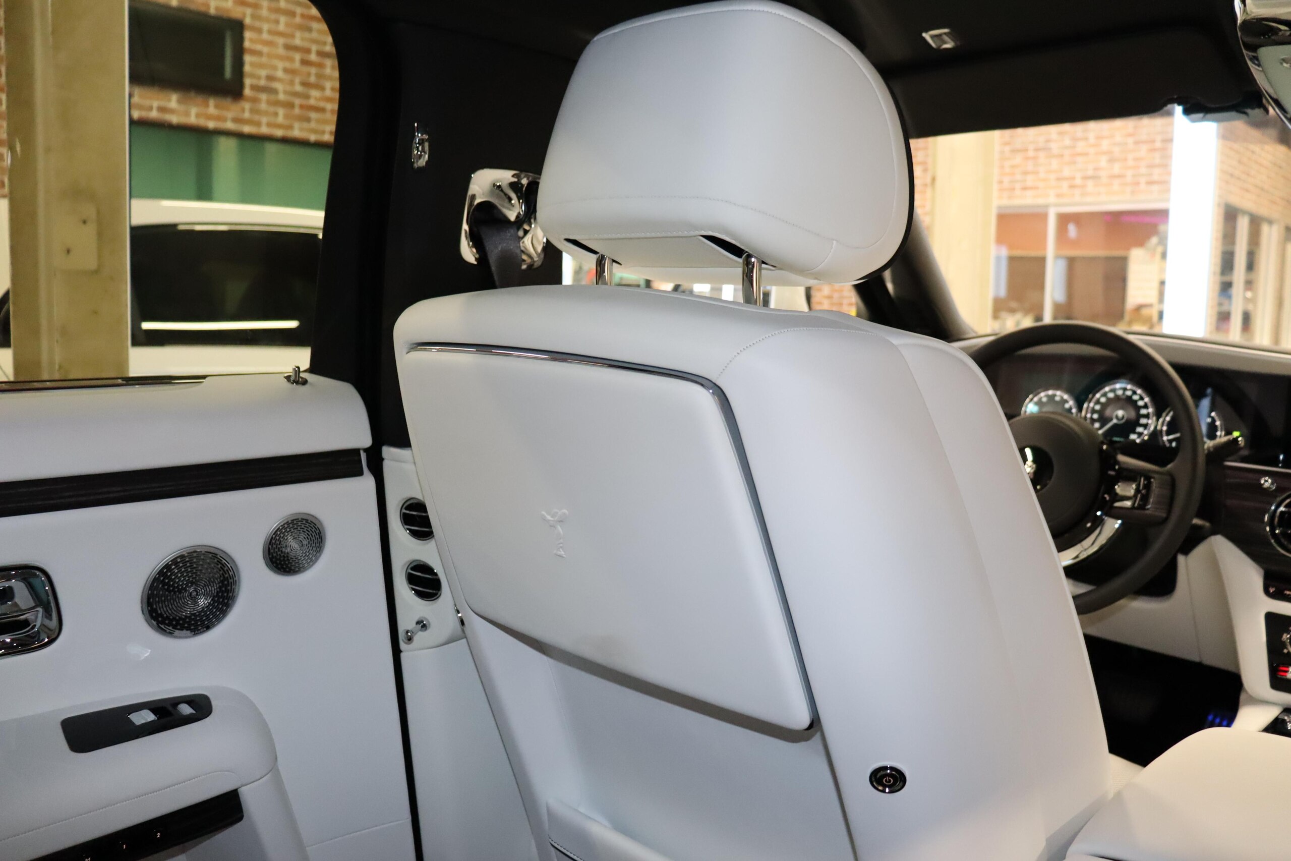 2022 Rolls-Royce Ghost - ロールスロイス ゴースト 6.75 4WD URABAN AUTOMOTIVEコンプリート/リアエンターテイメント/シューティングスターライトヘッドライナー