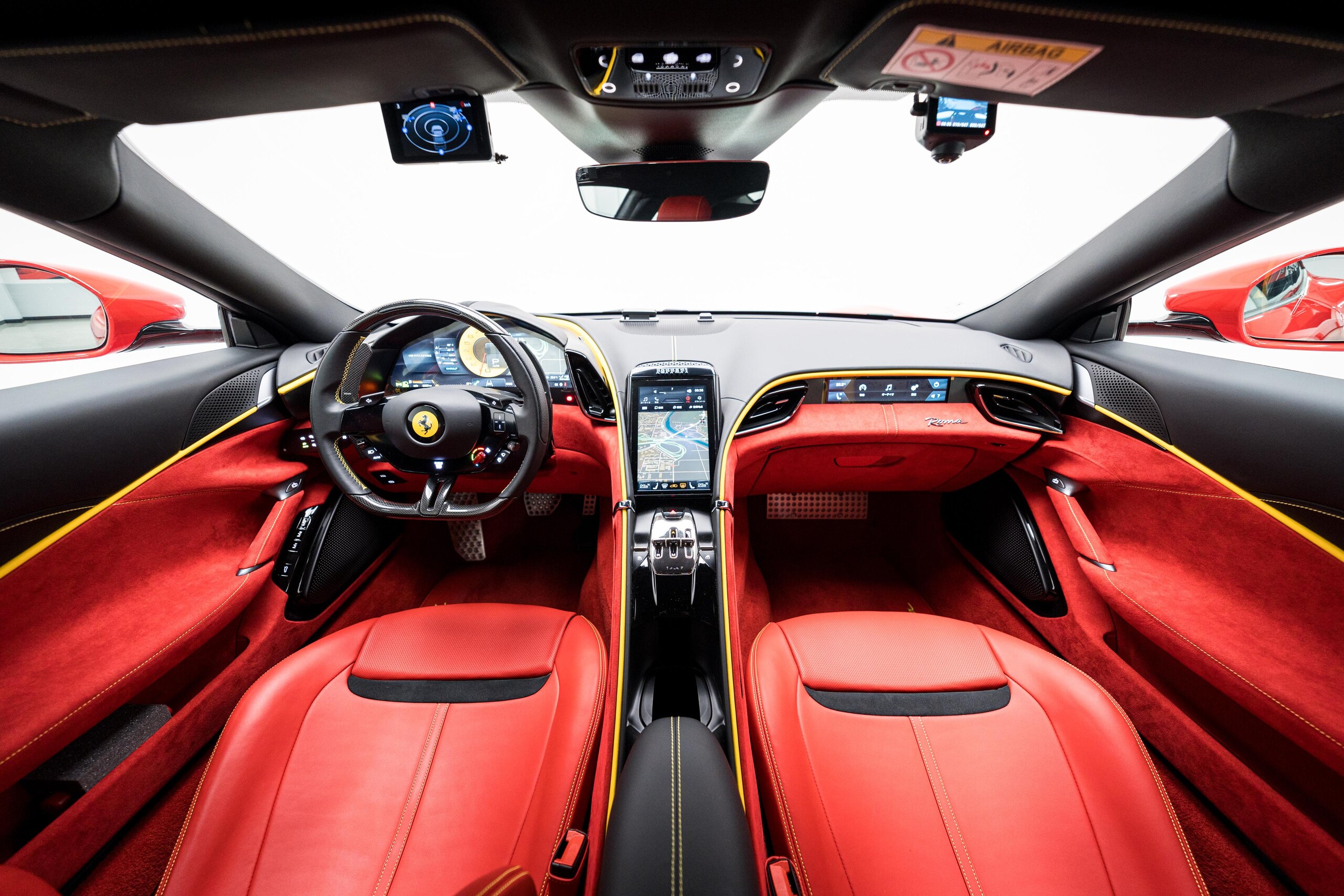 2022 Ferrari Roma - フェラーリ ローマ F1 DCT サラウンドビュー・パッセンジャーディスプレイ・20インチ鍛造ホイール リキッドシルバー塗装・バックレーダー・LEDカーボンステアリング・カラードシートベルト・アルカンタラインテリアインサート