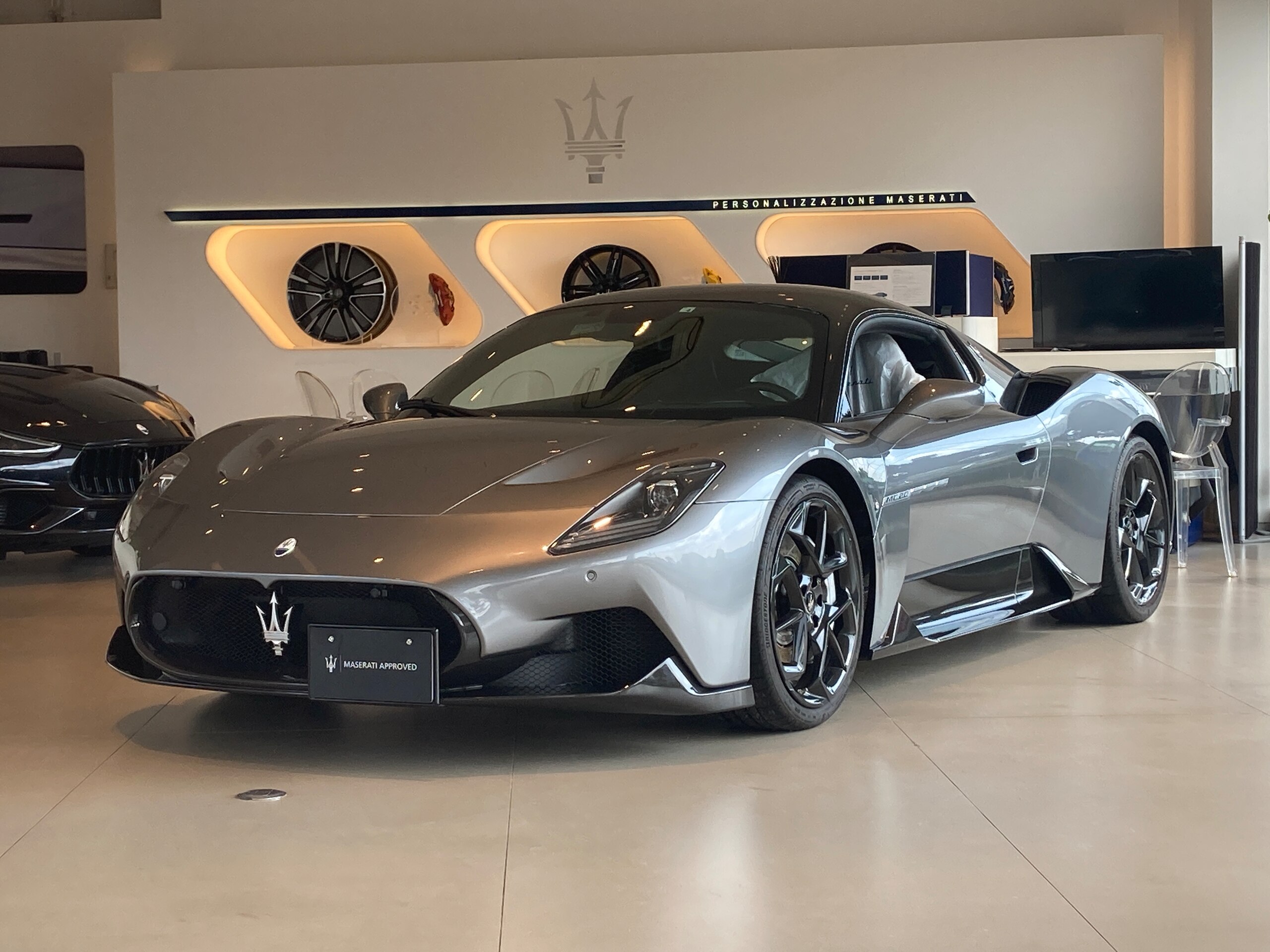 2022 Maserati MC20 - 2022 مازيراتي MC20