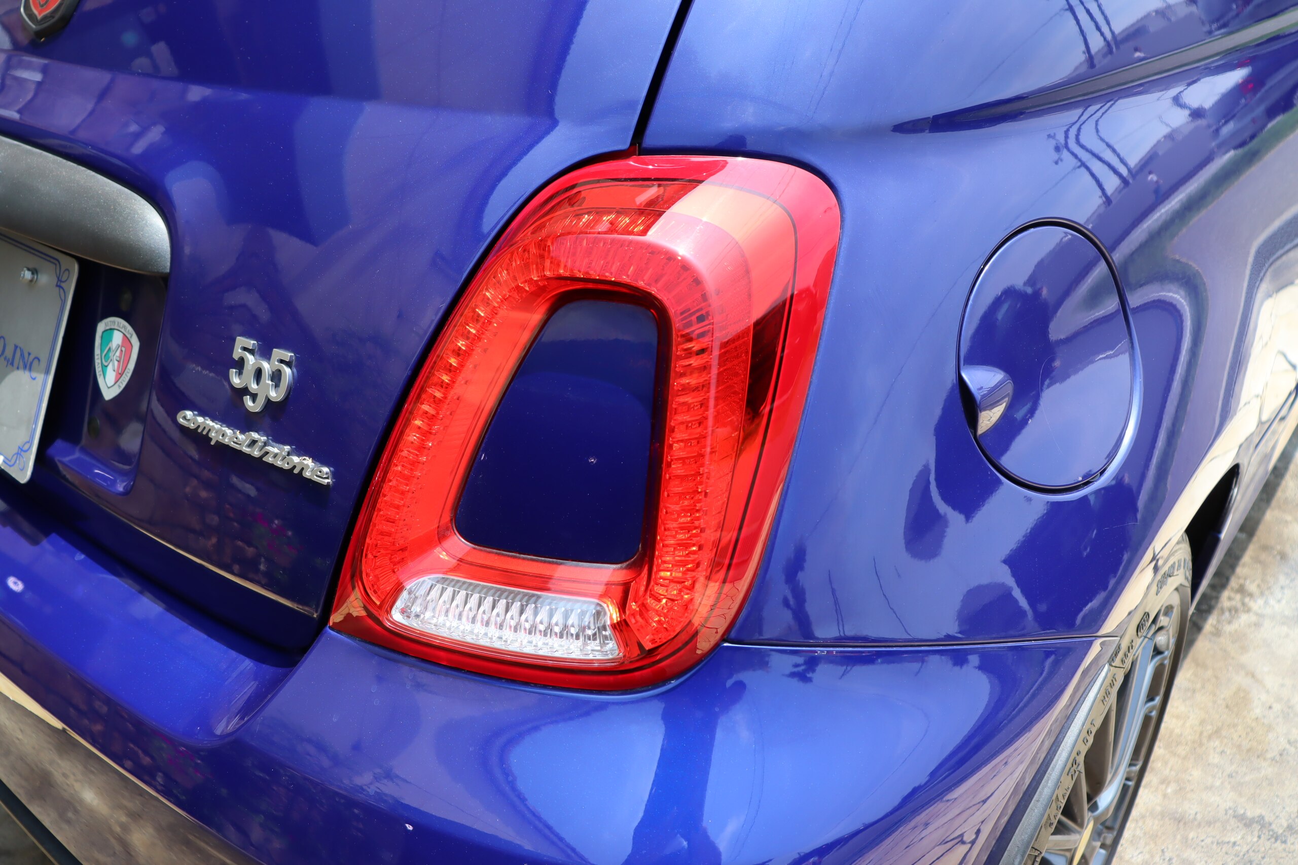 2022 Abarth 595