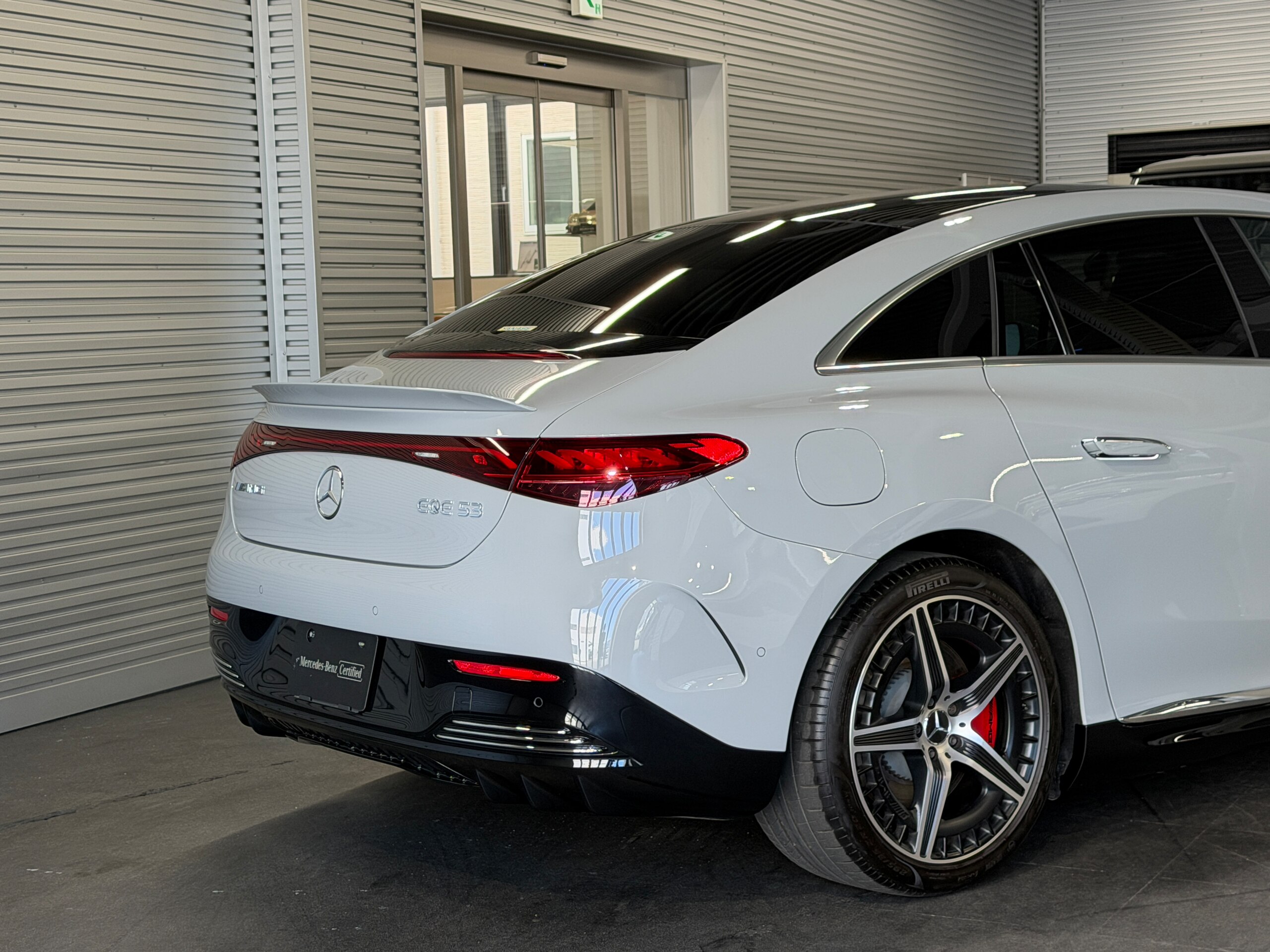 2023 Mercedes-AMG EQE - メルセデスＡＭＧ EQE 53 4マチックプラス 4WD MP202302 左ハンドル エクスクルーシブPKG エナジャイジングPKG デジタルインテリアPKG パノラミックS/R ブルメスタサウンド ヘッドアップディスプレイ デジタルハイパースクリーン パワーゲート/フットオープナー