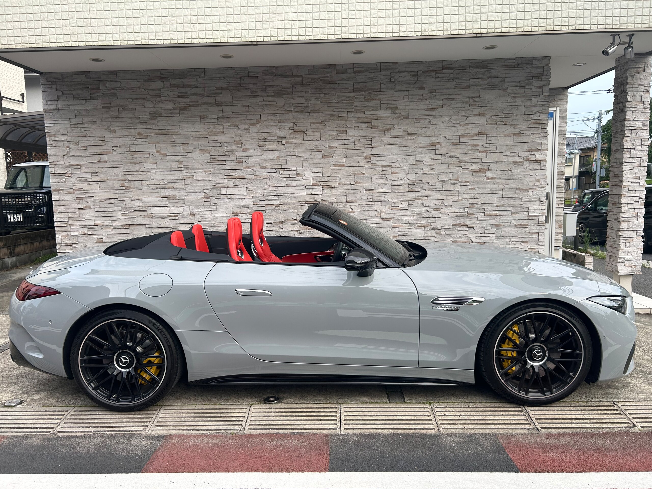 2023 Mercedes-AMG SLClass - メルセデスＡＭＧ SLクラス SL 63 4マチックプラス 4WD MP202401 AMGカーボンPKG カーボンエクステリアPKGカーボンドアミラーAMG21鍛造AW カーボンインテリア AMGパフォーマンスPKG ダークアクセントヘッドライト&テールライトBurmesterサラウンドシステム ナッパレザーシート