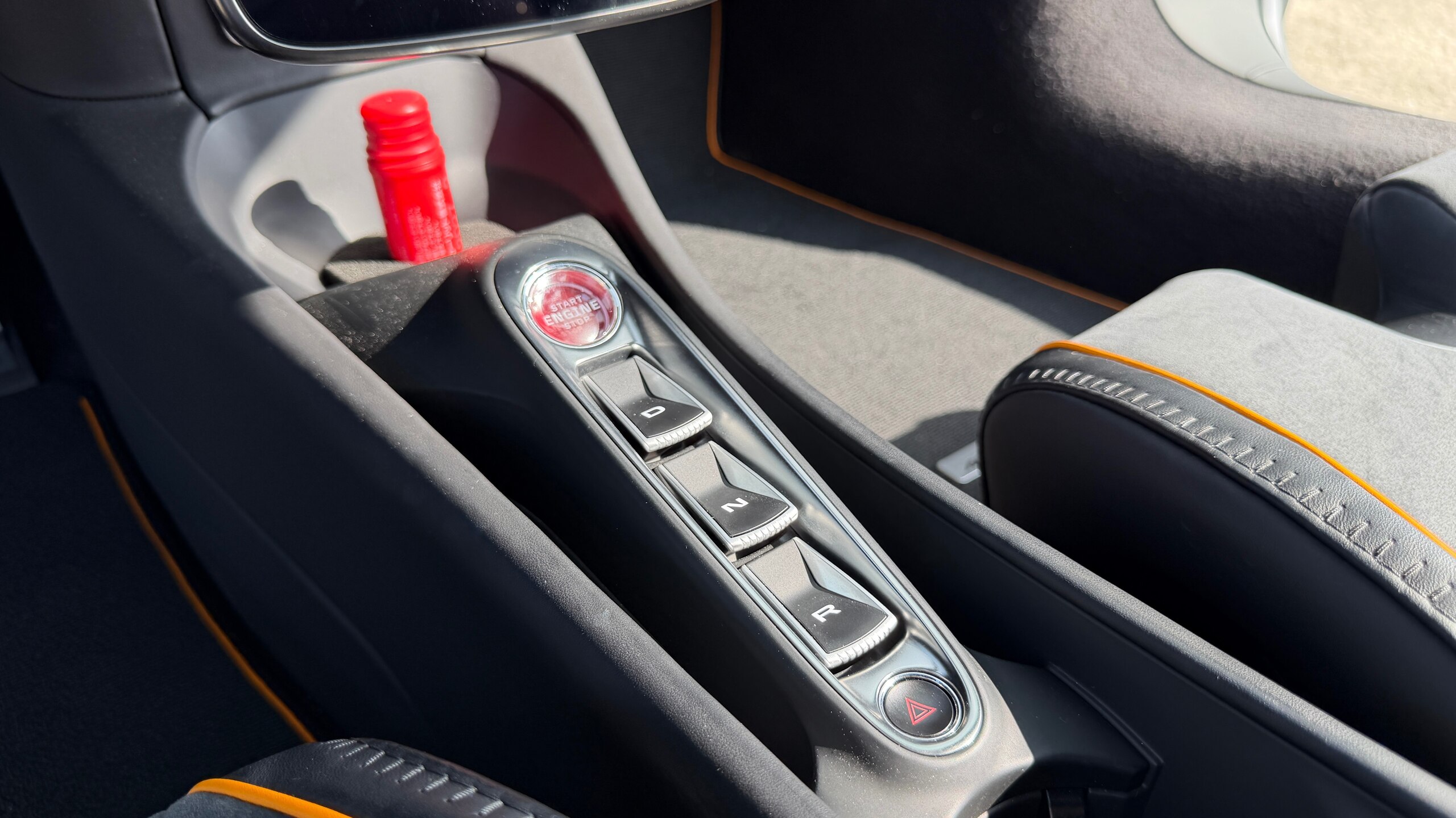 2023 McLaren Artura - 2023 ماكلارين Artura