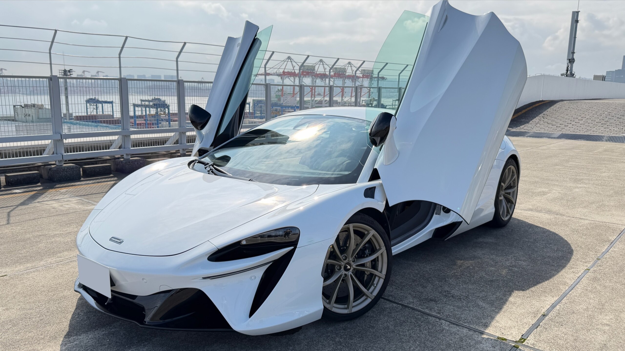 2023 McLaren Artura - 2023 ماكلارين Artura